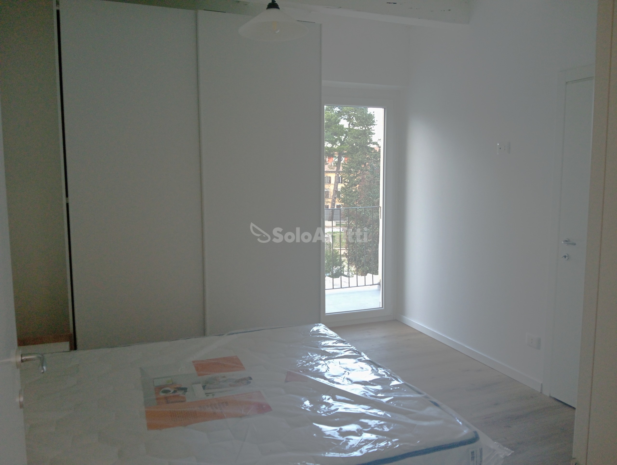 Immagine 7 di Bilocale in affitto  a Jesi