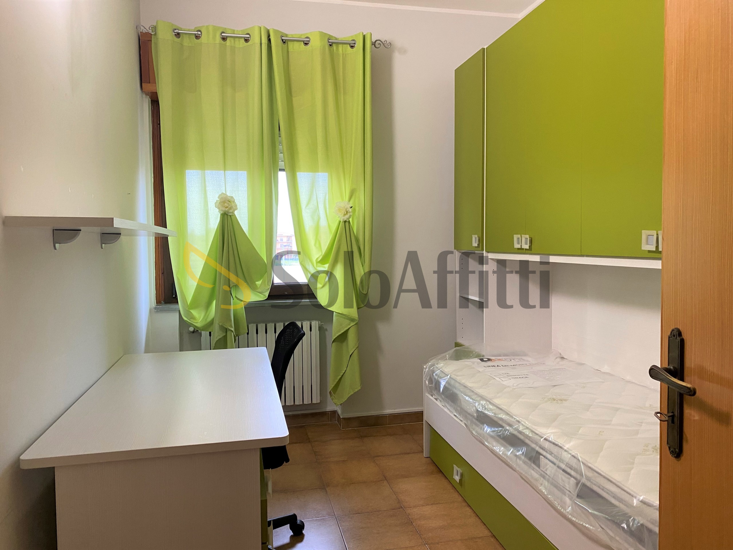 Immagine 8 di Stanza singola in affitto  a Catanzaro