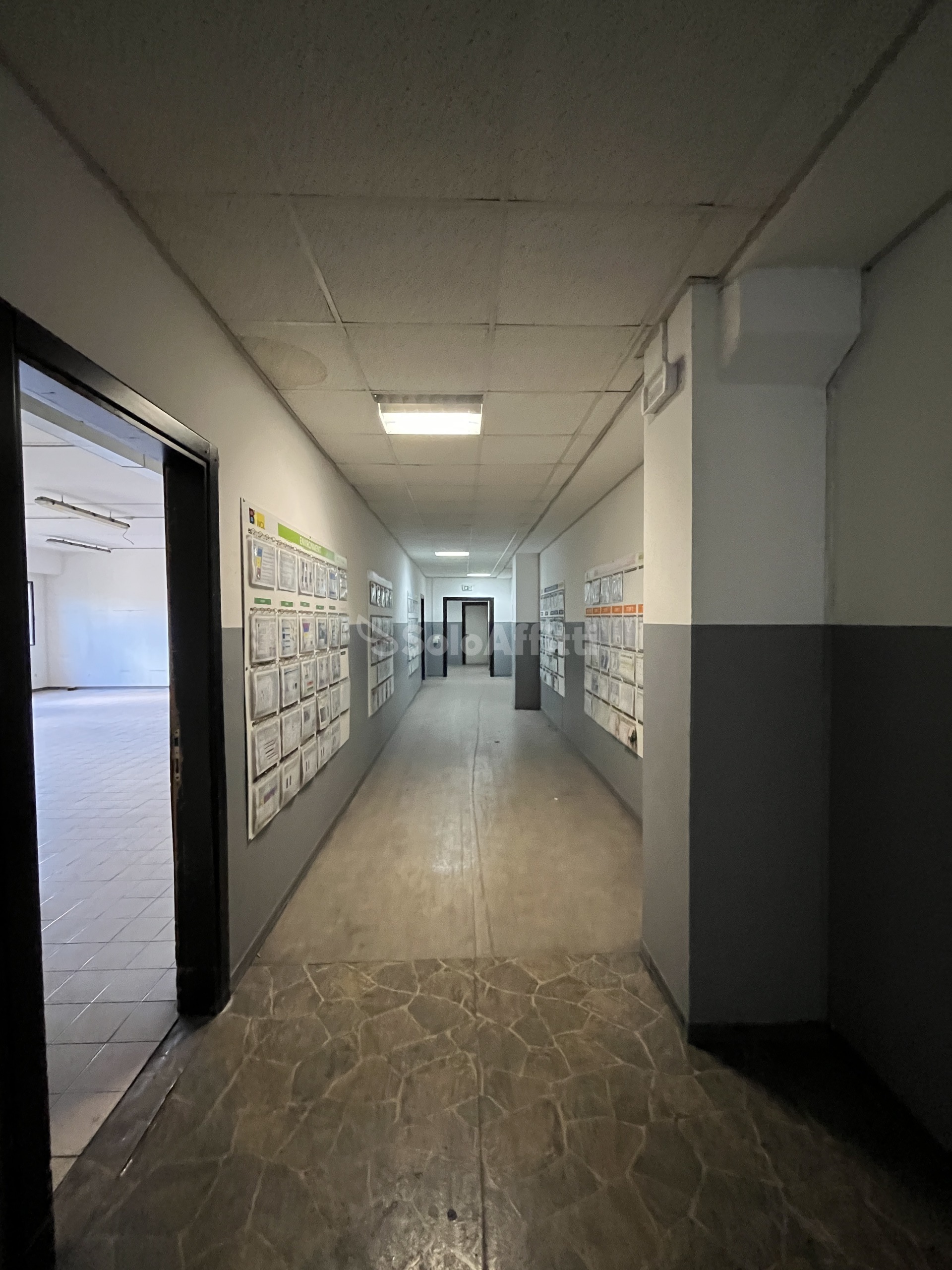 Immagine 9 di Capannone industriale in affitto  in ZONA INDUSTRIALE SAN NICOLA a Melfi