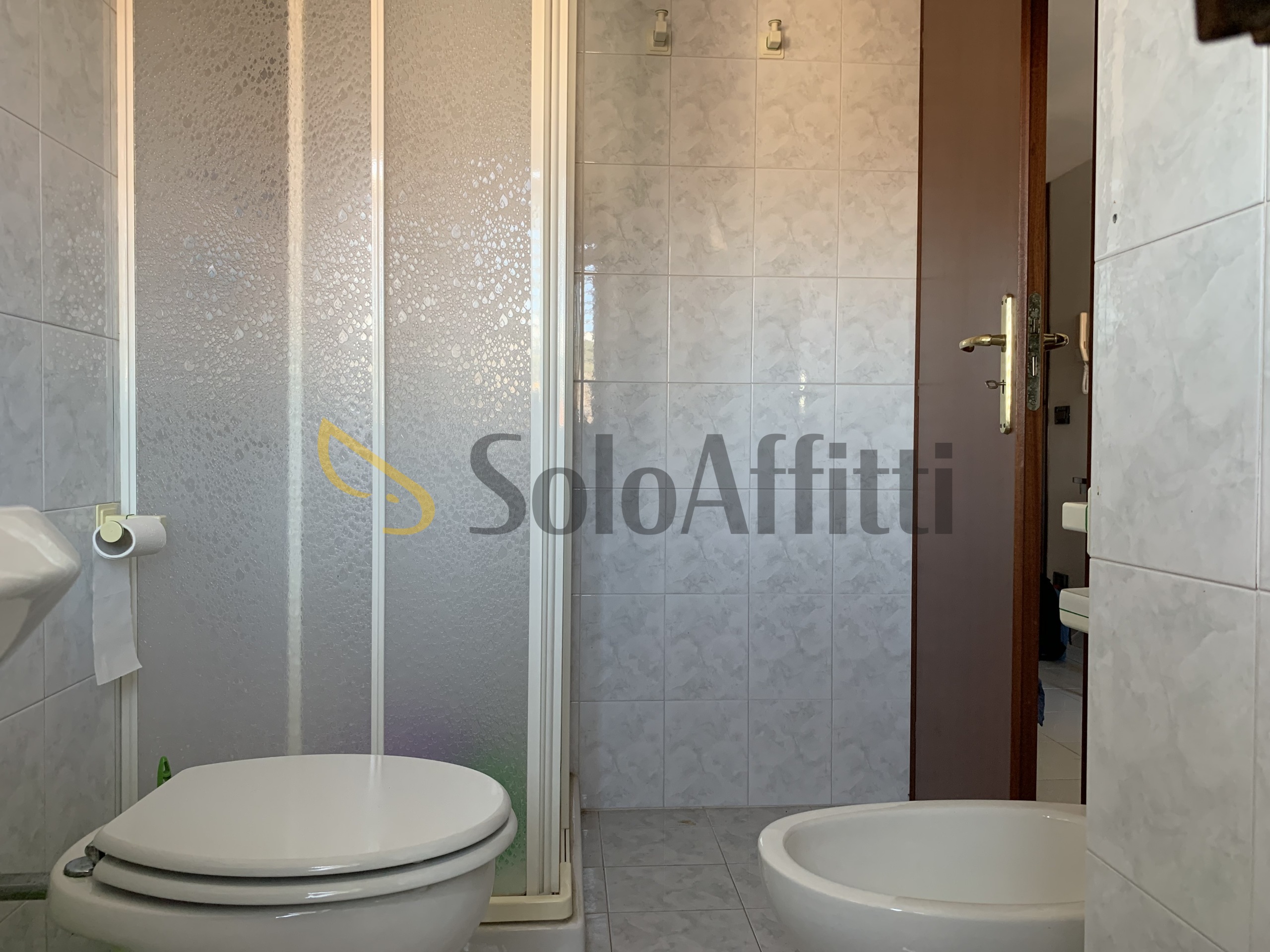 Immagine 8 di Bilocale in affitto  a Catanzaro