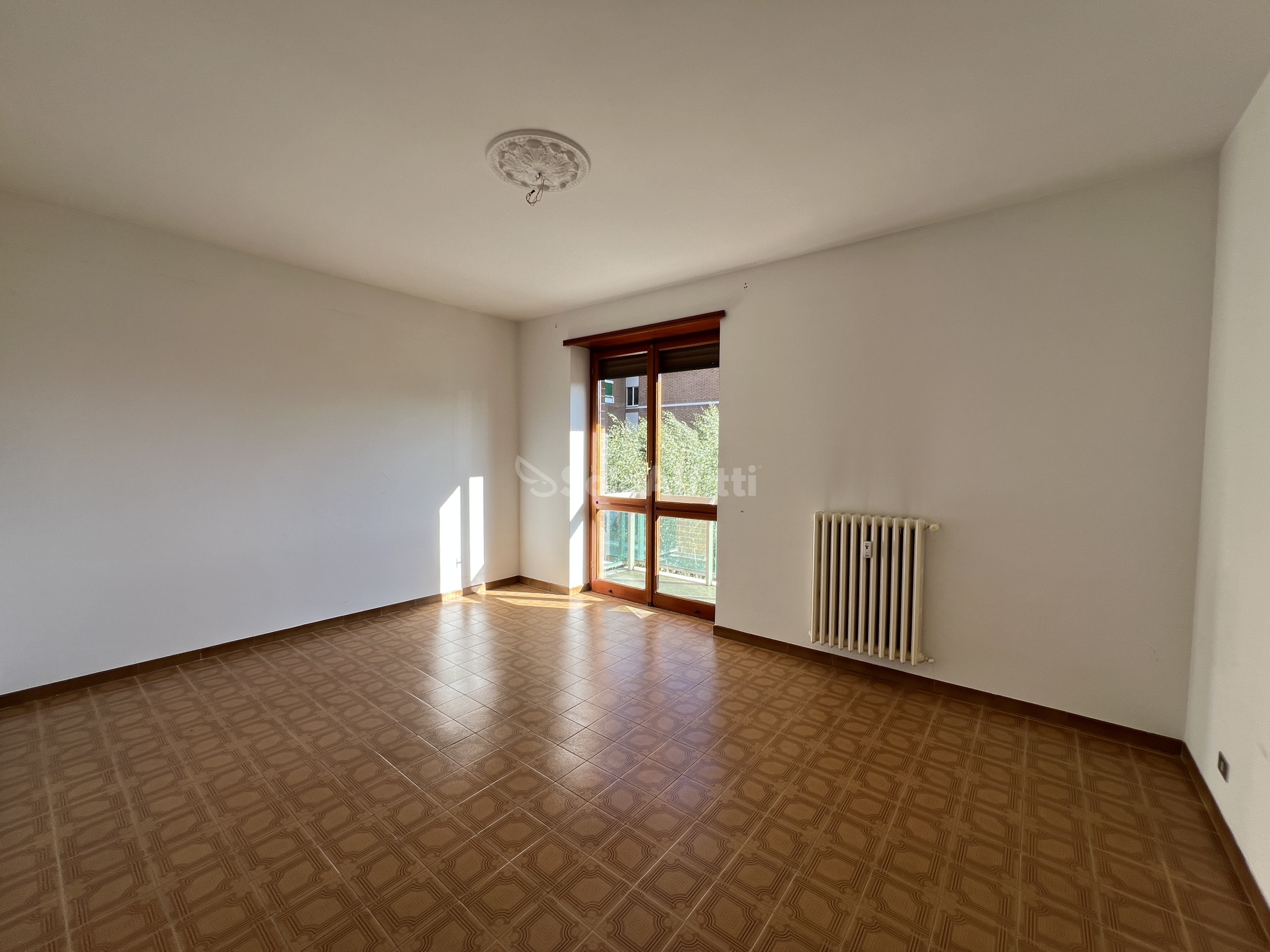 Immagine 47 di Quadrilocale in affitto  in Via Buratto 7 a Ciriè