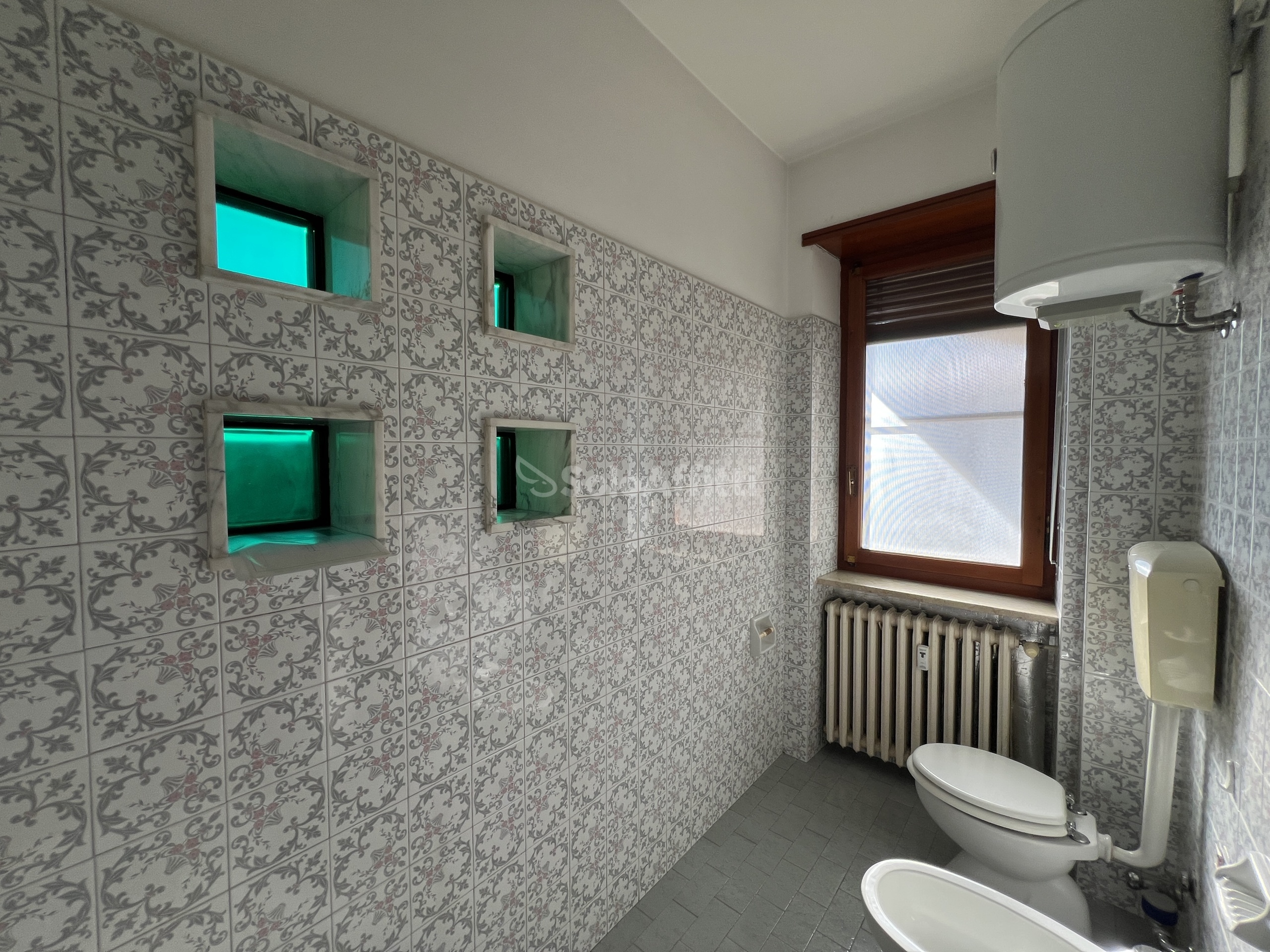 Immagine 53 di Quadrilocale in affitto  in Via Buratto 7 a Ciriè