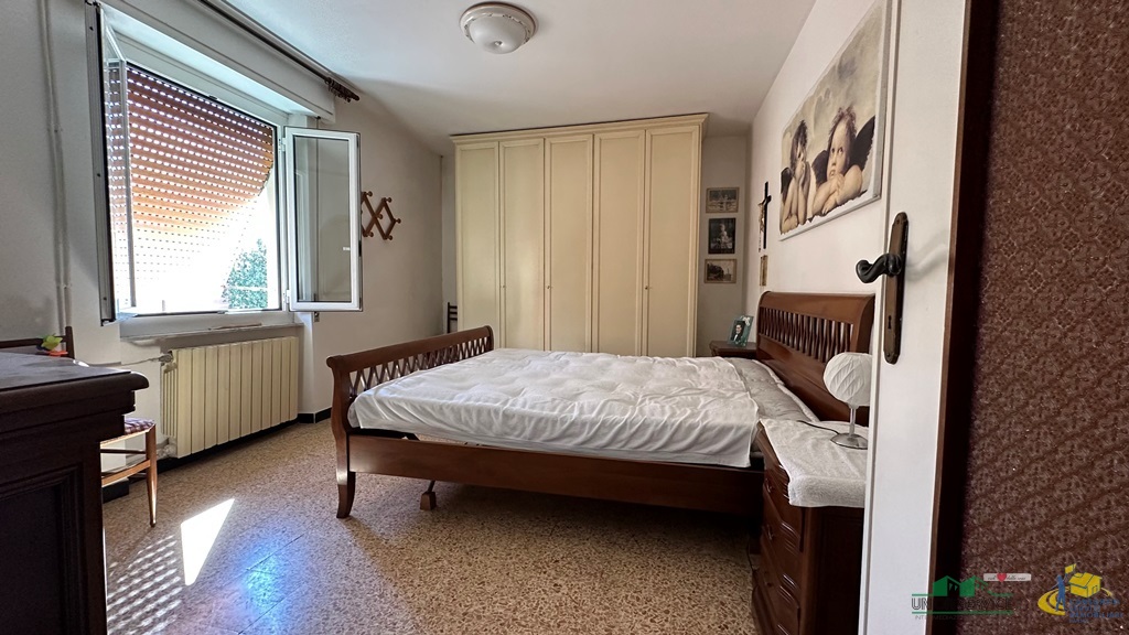 Immagine 14 di Porzione di casa in vendita  in Via Riva D'Armi a Brugnato