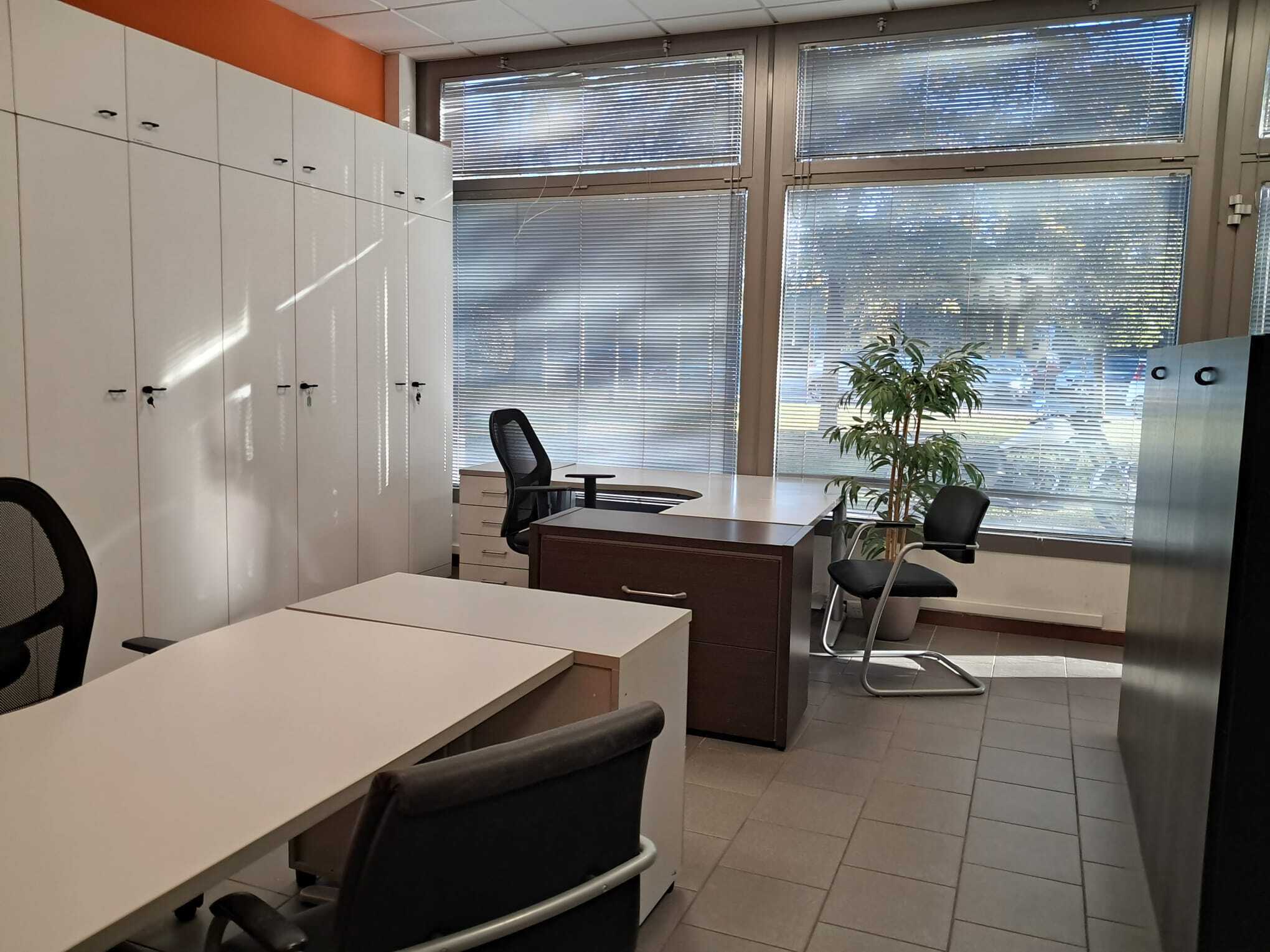 Immagine 23 di Locale commerciale in affitto  in Strada Giardinetto 6 a Collecchio