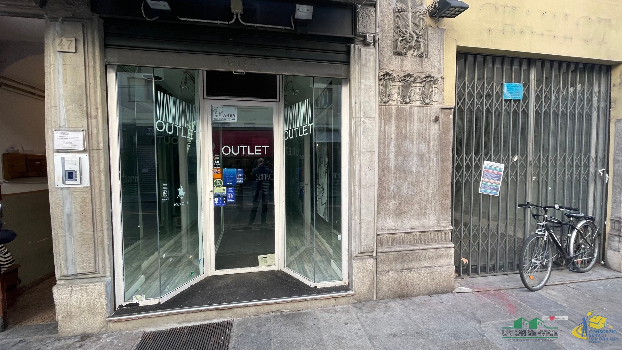 Immagine 7 di Locale commerciale in vendita  in Strada Garibaldi a Parma