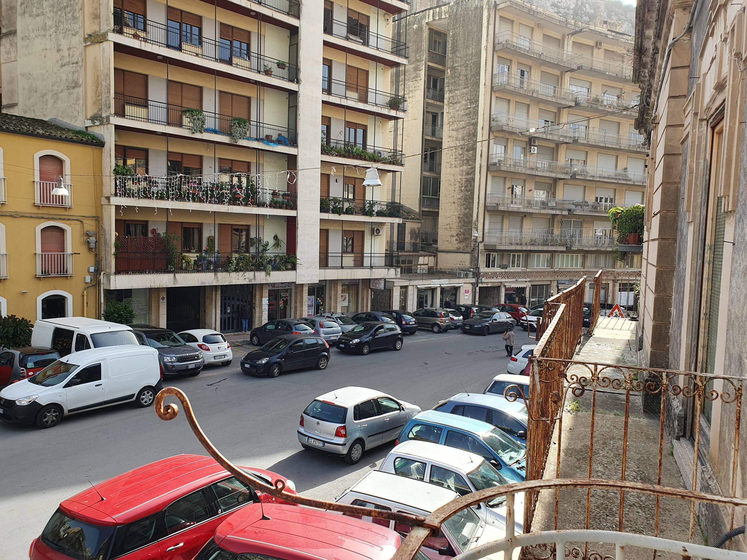 Immagine 12 di Porzione di casa in vendita  in VIA MARCHESE TEDESCHI a Modica