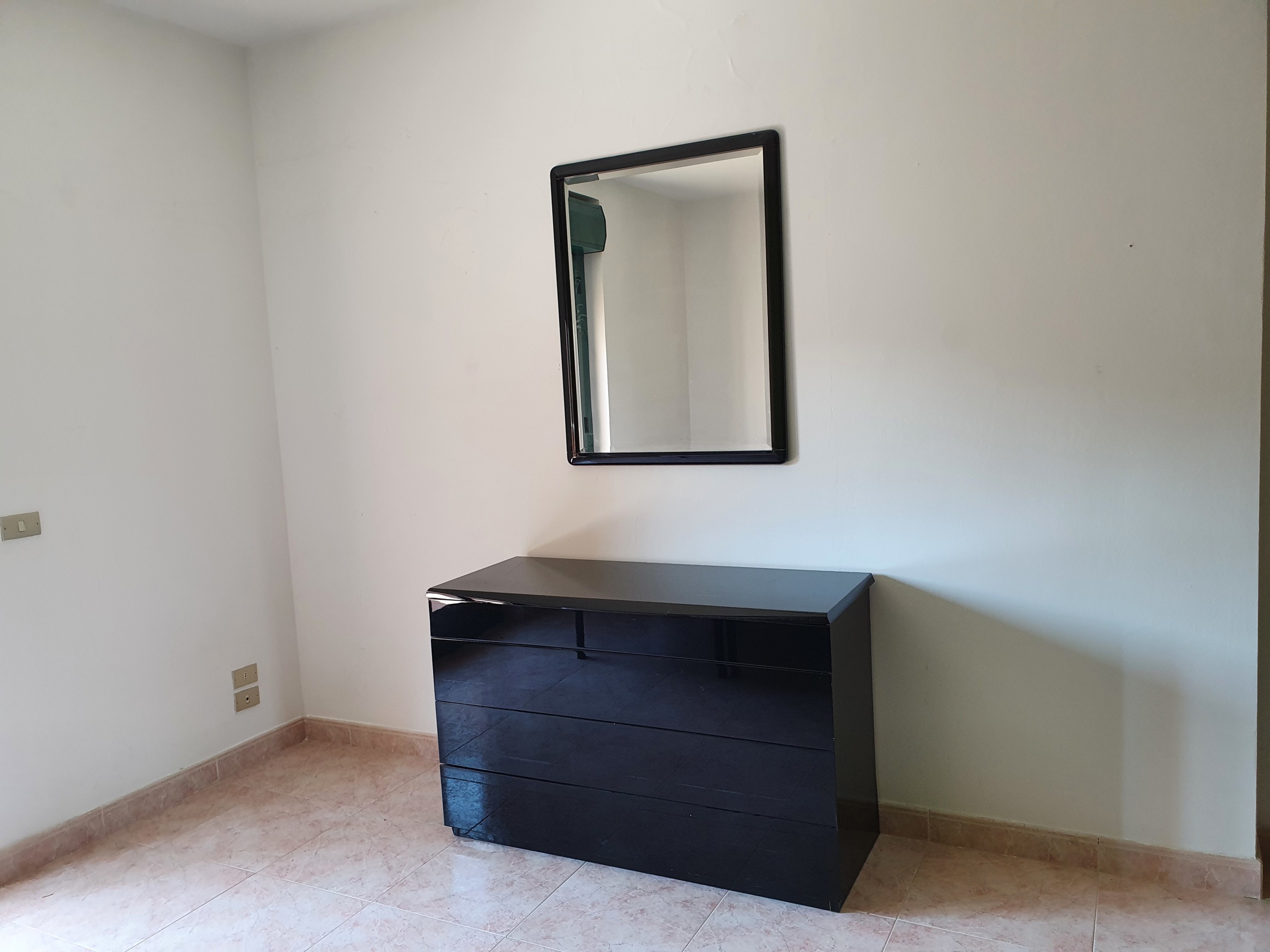 Immagine 6 di Quadrilocale in affitto  in Via Manfroce Trav. Iii De Nava 7 a Reggio Di Calabria