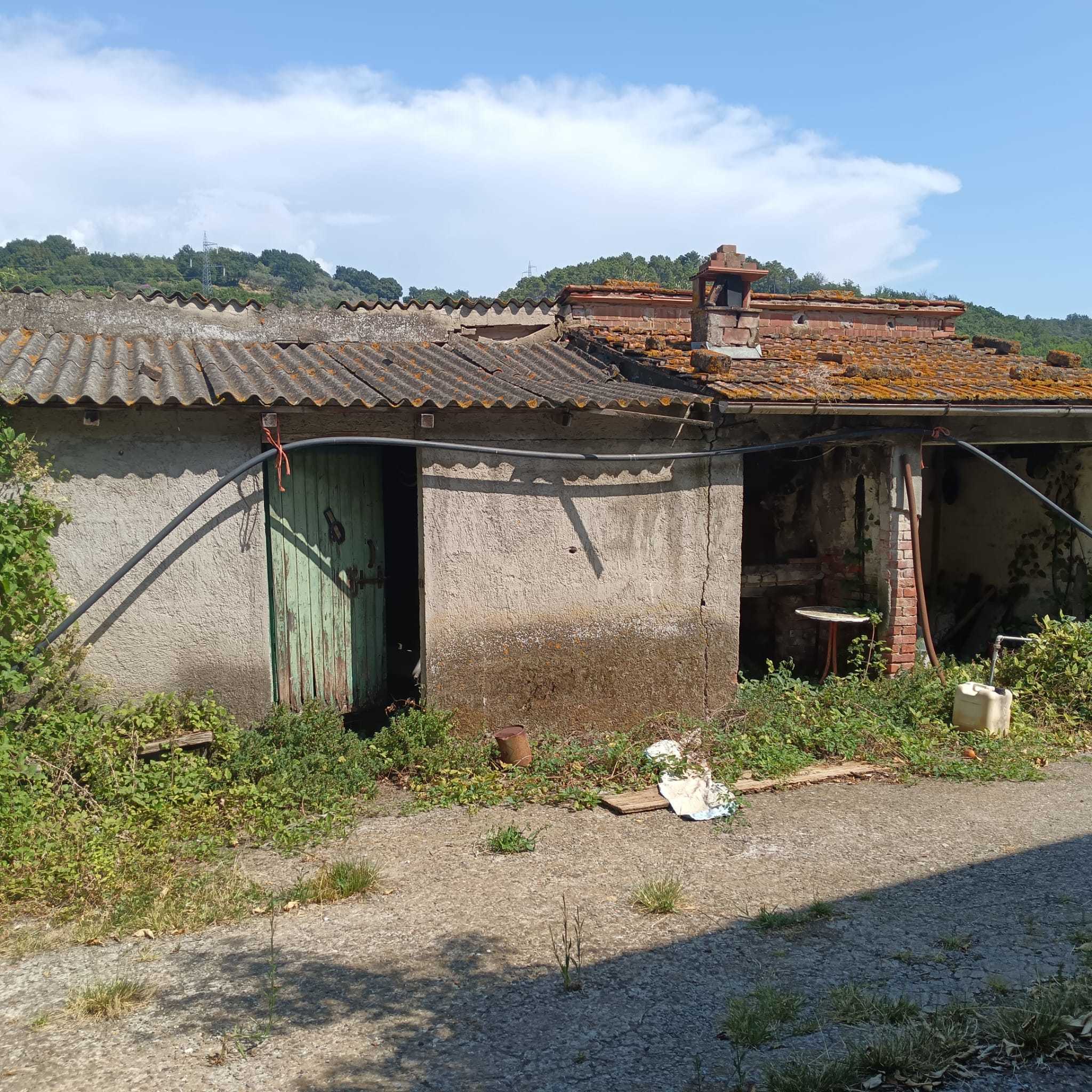 Immagine 20 di Rustico / casale in vendita  a Castelnuovo Magra