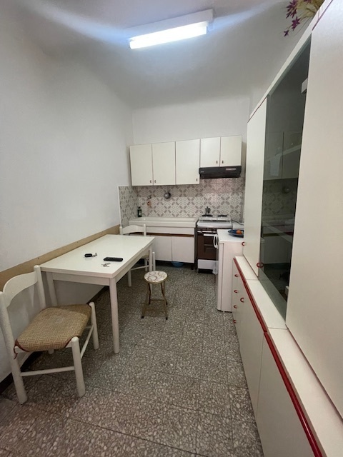 Immagine 5 di Bilocale in vendita  a Lerici