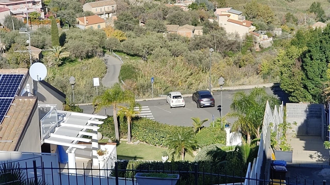 Immagine 66 di Villa in vendita  in c.da mastrissa snc a Taormina