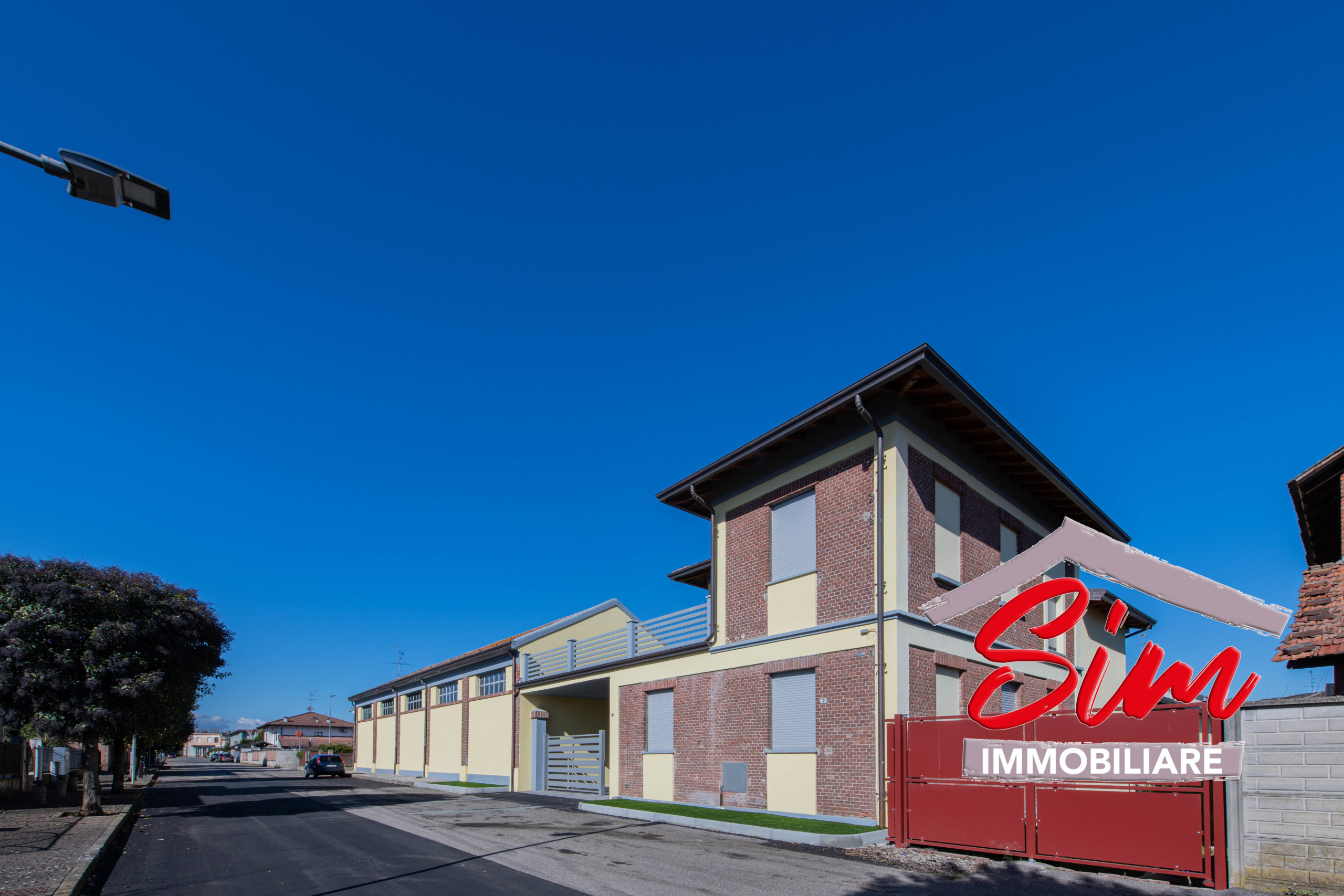 Immagine 11 di Trilocale in vendita  in Viale Roma sn a Casaleggio Novara