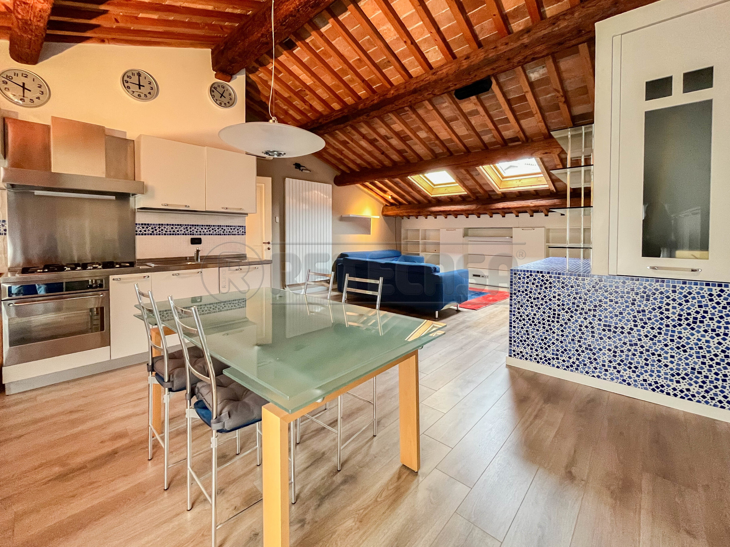 Immagine 5 di Bilocale in vendita  in Contrà Santa Barbara a Vicenza