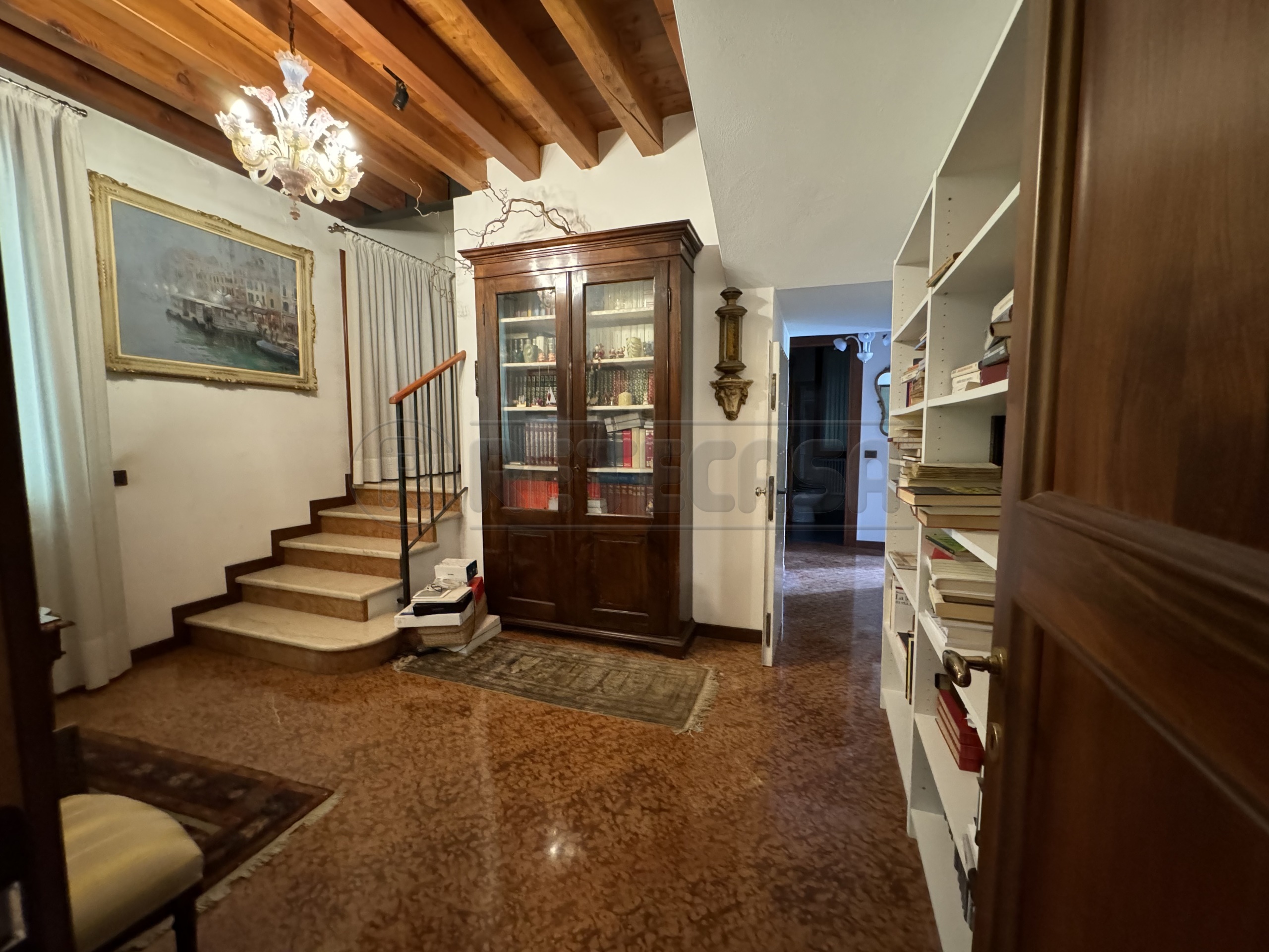 Immagine 19 di Villa in vendita  a Mirano