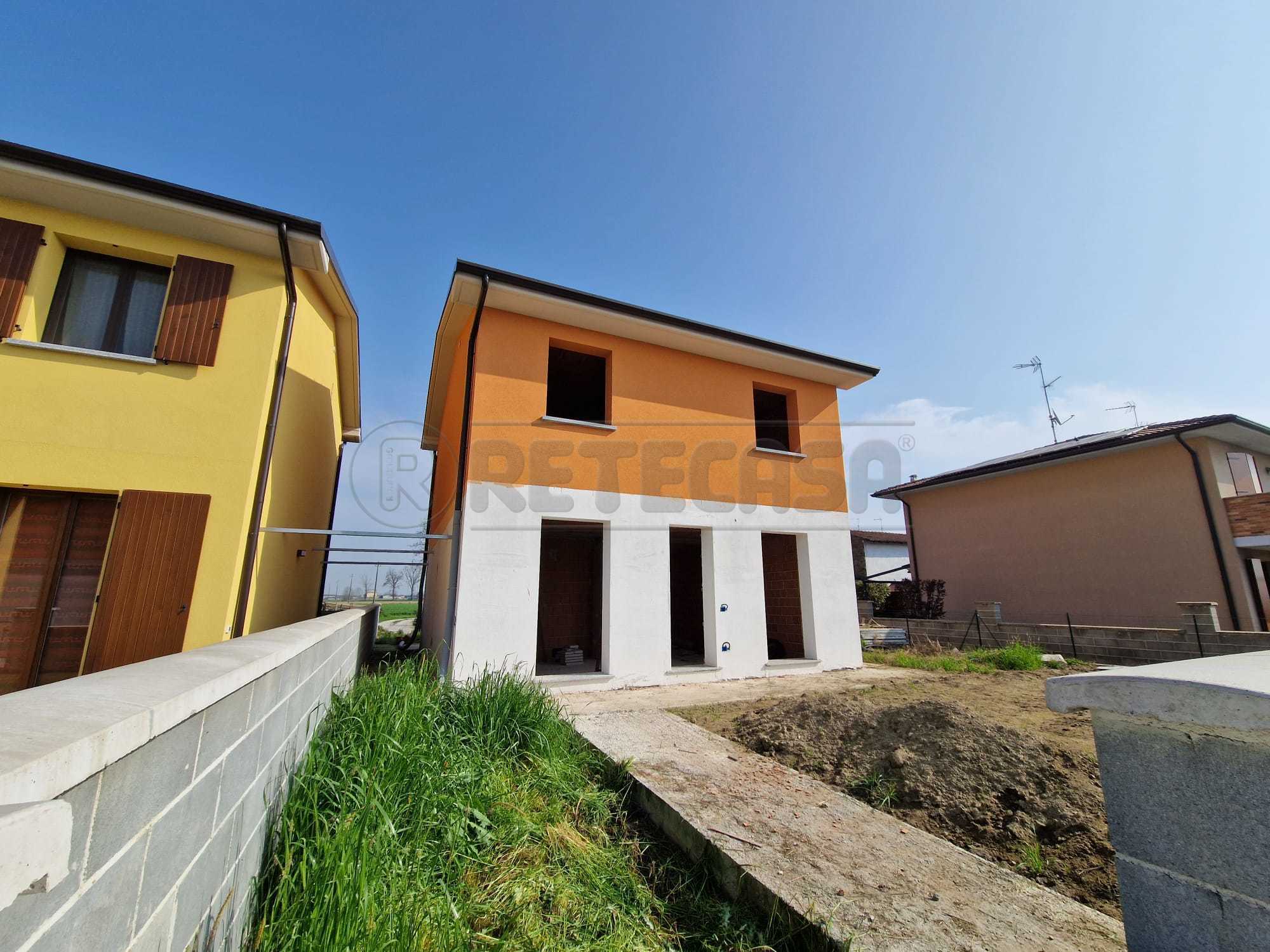 Immagine 3 di Villa in vendita  in Via della Bissolina a Pieve D'olmi