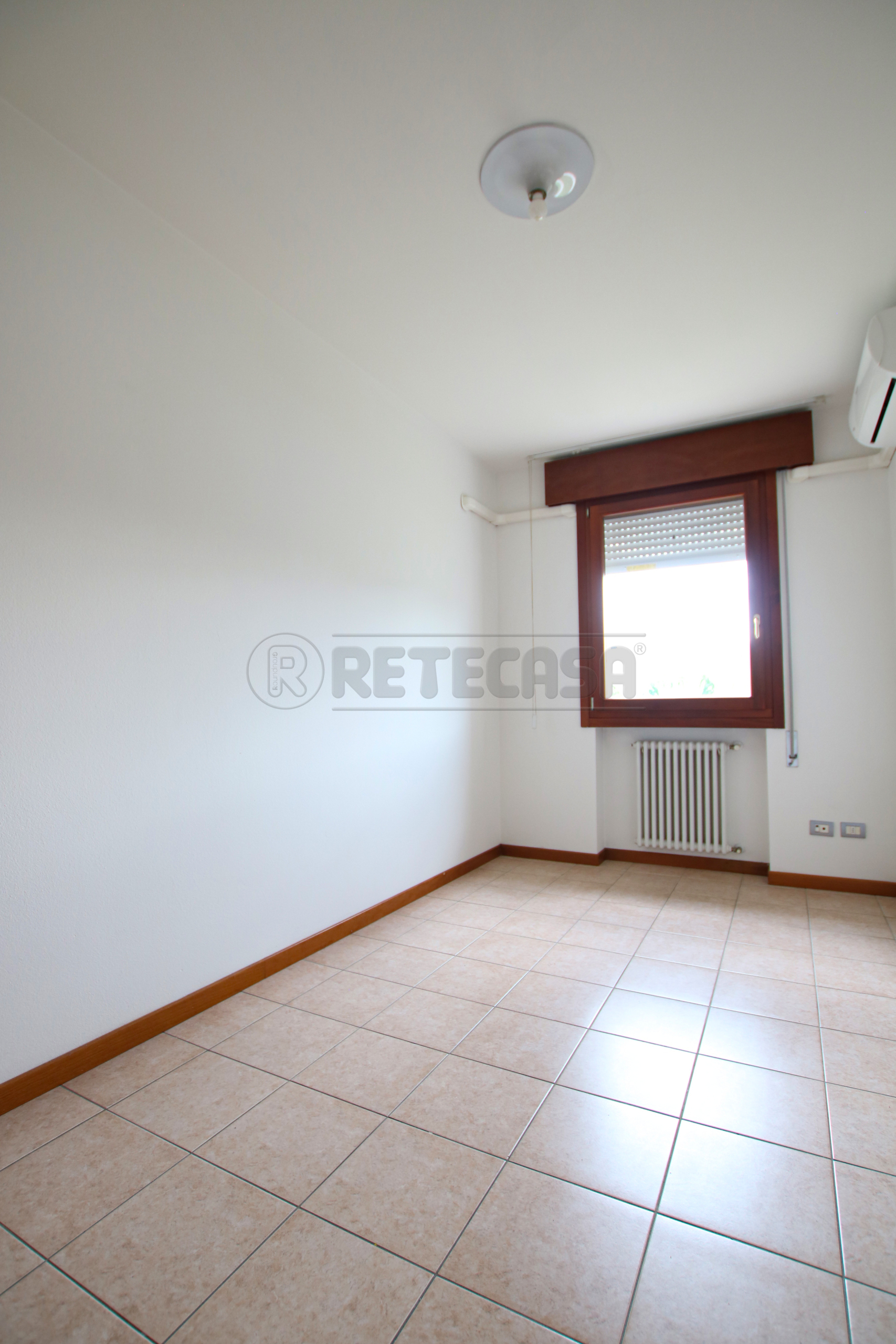 Immagine 16 di Bilocale in vendita  in Via Giovanni Falcone a Barbarano Mossano