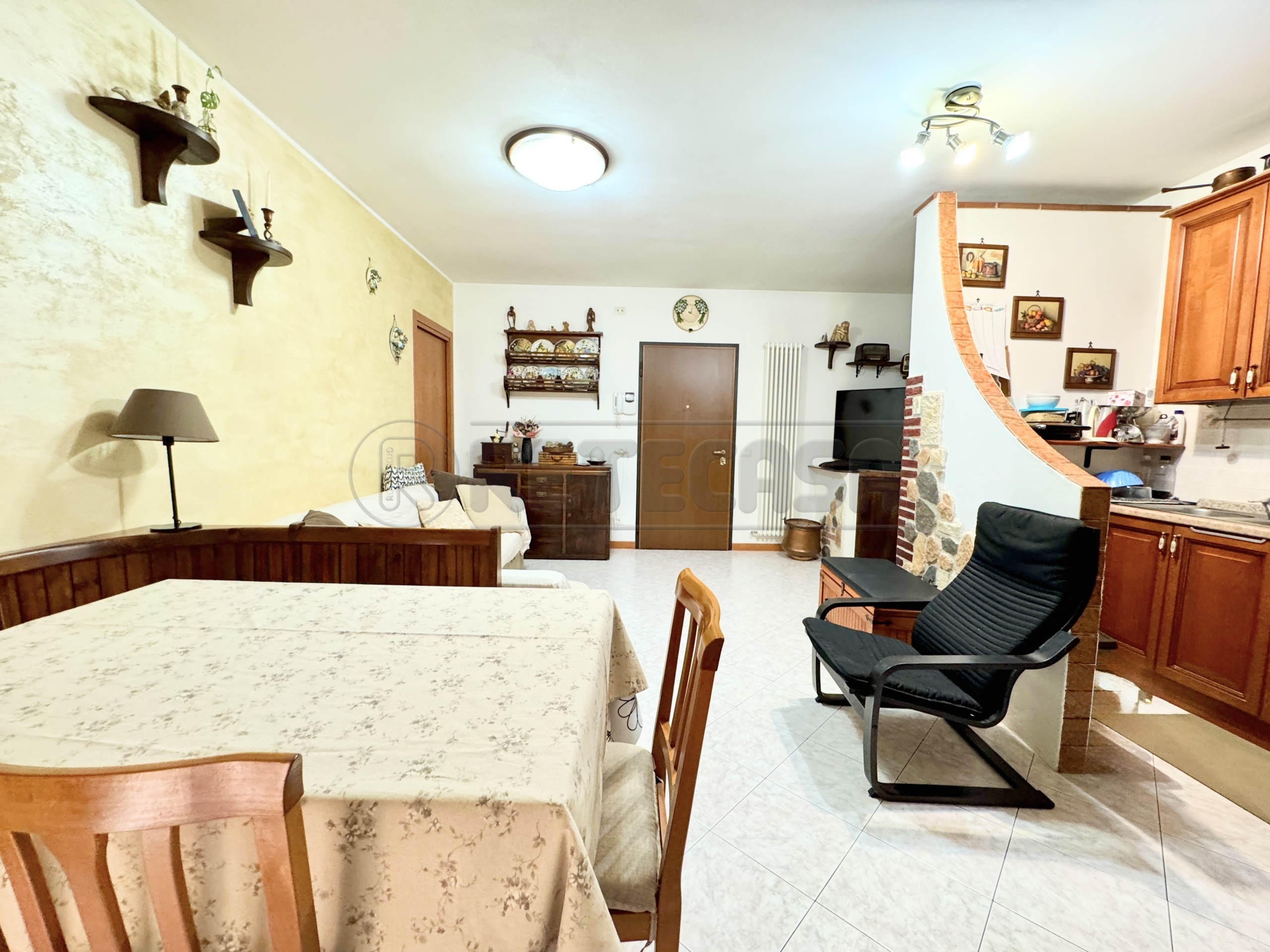 Immagine 9 di Bilocale in vendita  in via palladio 27 a Castelgomberto