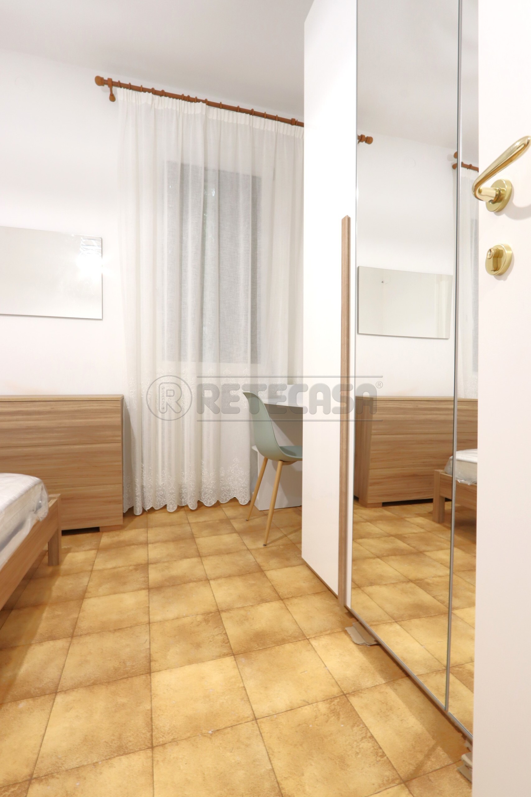 Immagine 25 di Stanza singola in affitto  in Corso Padova a Vicenza