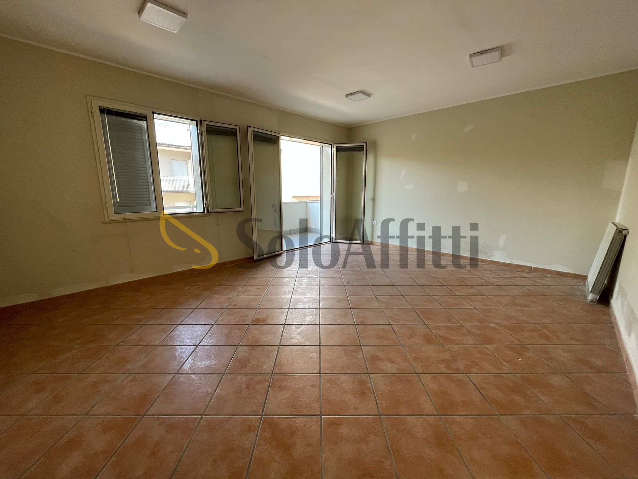 Immagine 20 di Ufficio in affitto  in Via Nazionale Appia 177 a Casapulla