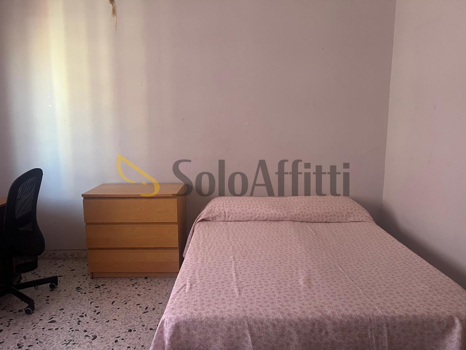 Immagine 5 di Stanza singola in affitto  in Viale Jonio 124 a Catania