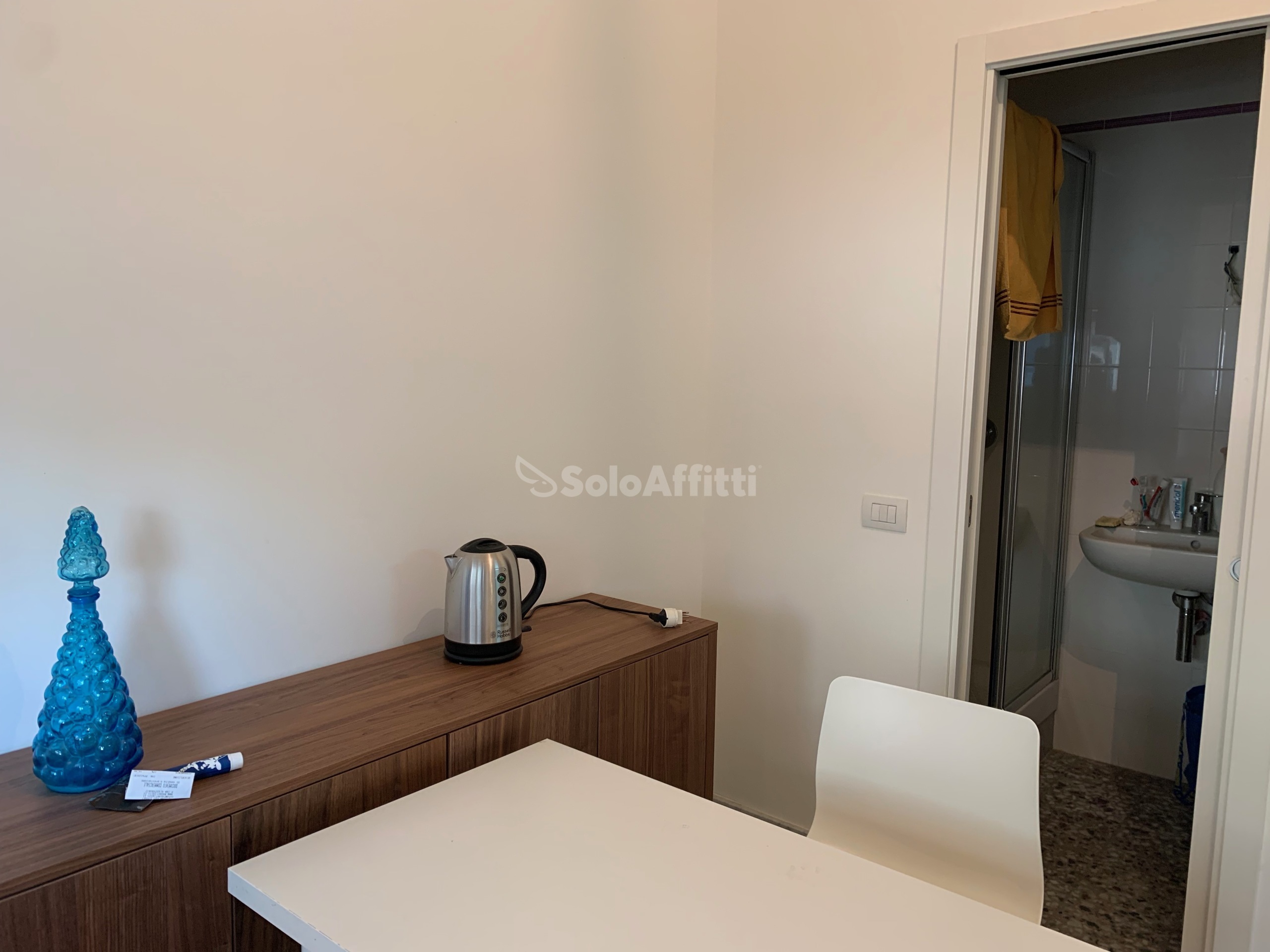 Immagine 22 di Bilocale in affitto  a Catania