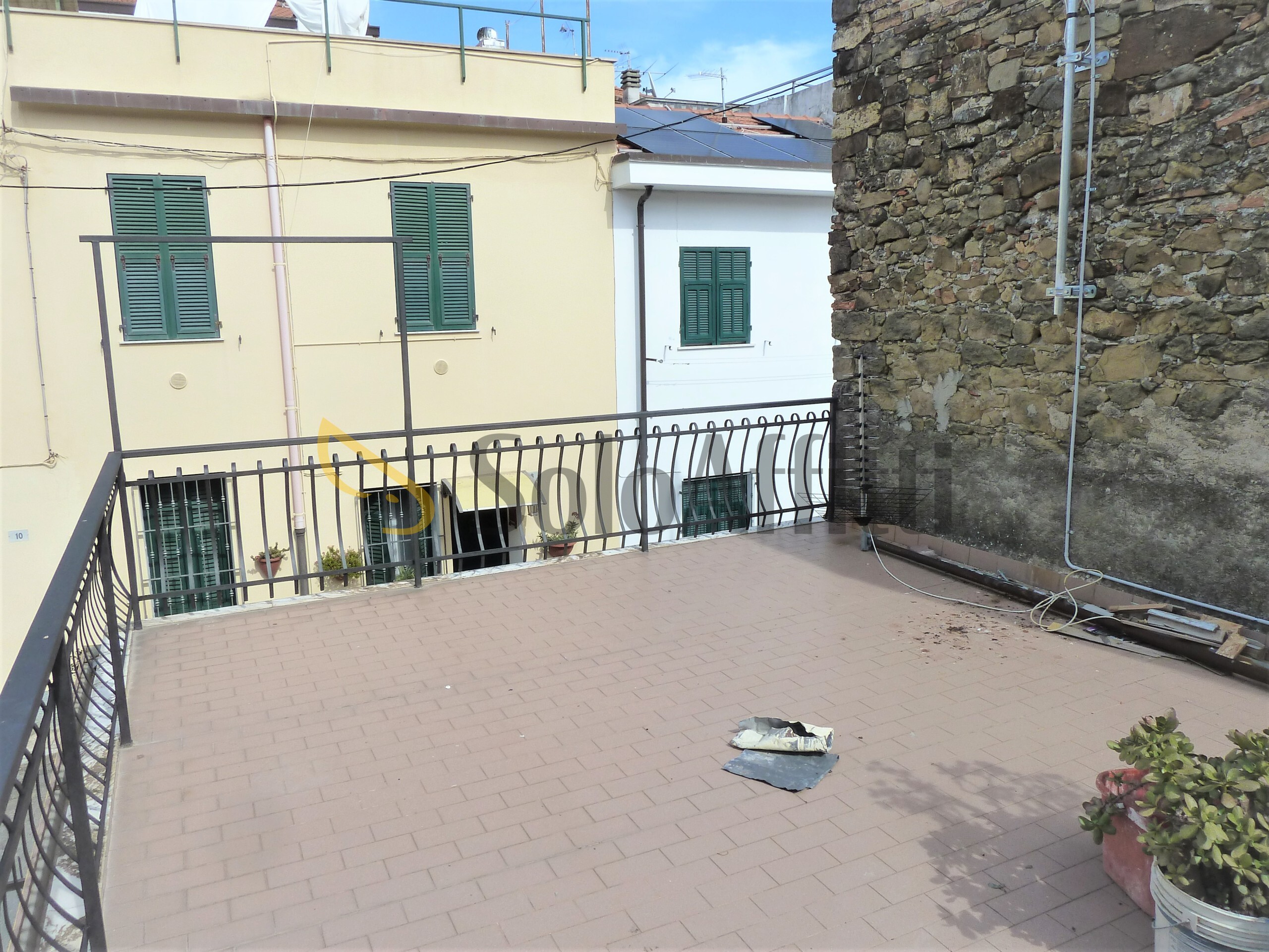 Immagine 17 di Bilocale in affitto  in Via Genova 6 a San Remo