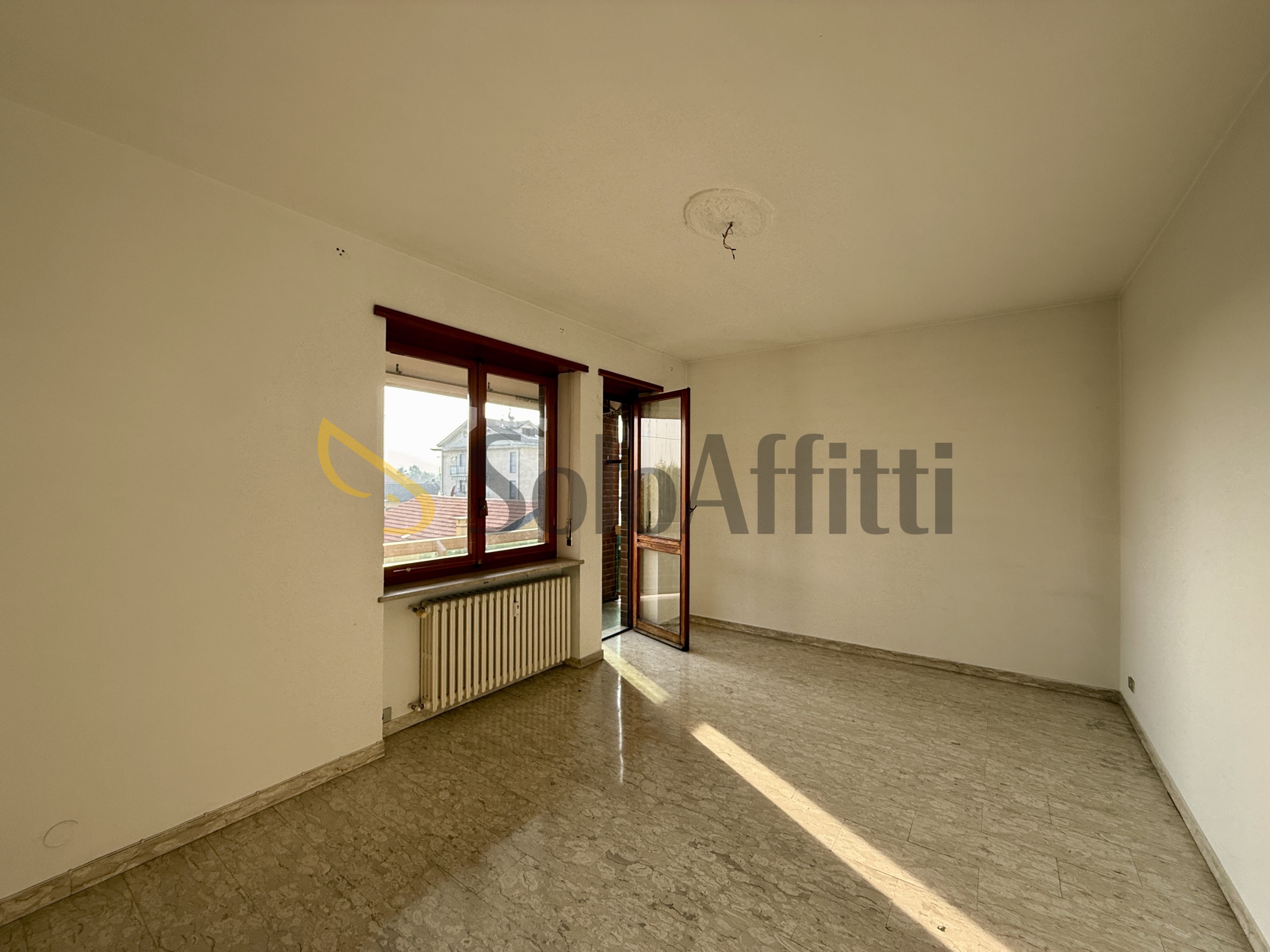 Immagine 81 di Quadrilocale in affitto  in Via Buratto 7 a Ciriè