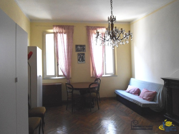 Immagine 24 di Trilocale in vendita  in Strada Garibaldi 45 a Parma