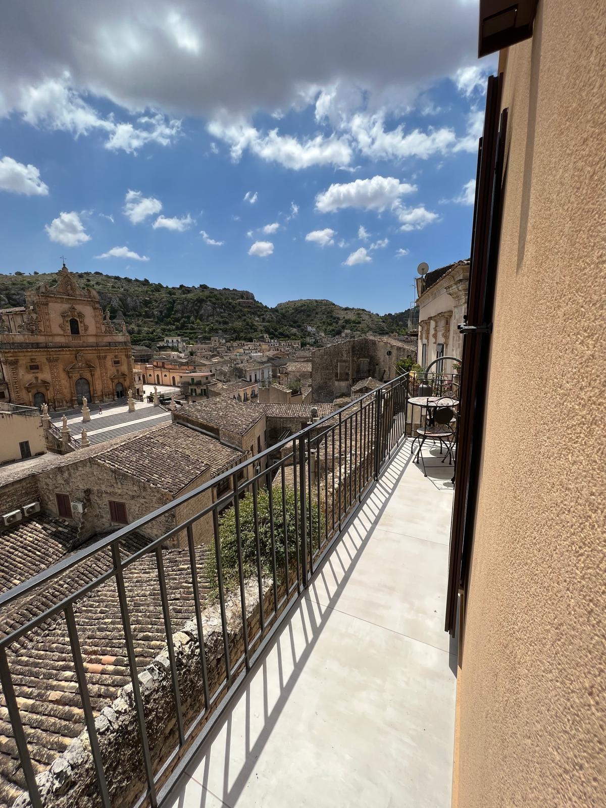 Immagine 16 di Casa indipendente in vendita  in Via Leni 4 a Modica