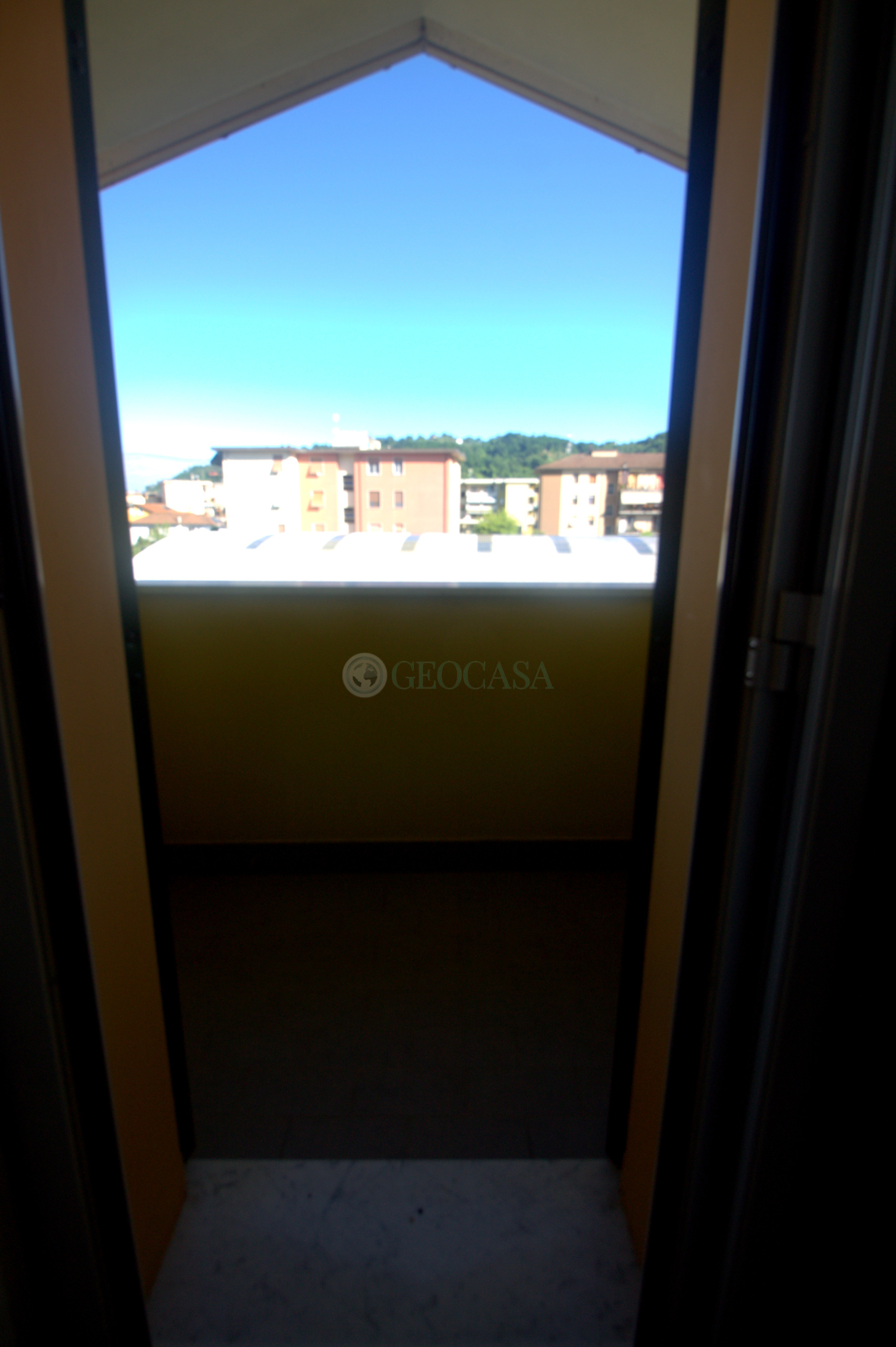 Immagine 9 di Appartamento in vendita  a Follo