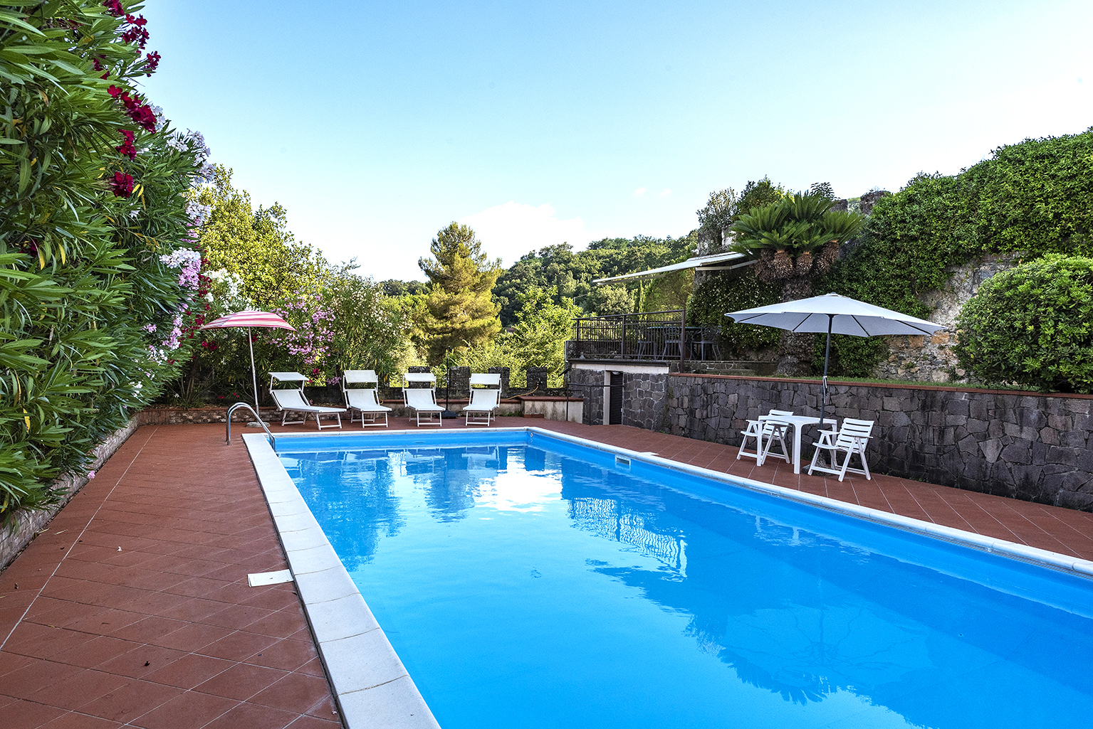 Immagine 14 di Casa semindipendente in vendita  a Ameglia