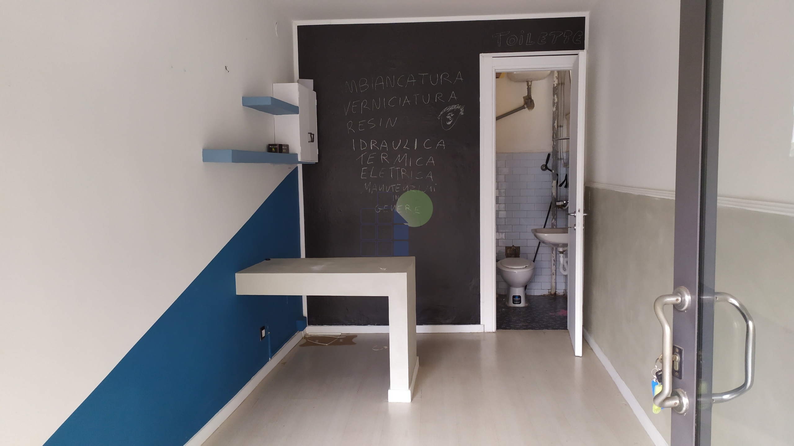 Immagine 1 di Capannone industriale in affitto  in Viale della Libertà 6 a Livorno