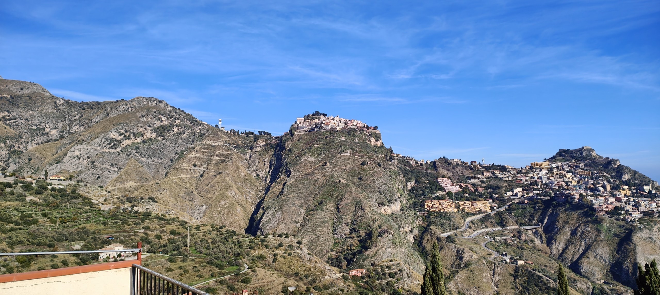 Immagine 27 di Villa in vendita  in c.da mastrissa snc a Taormina