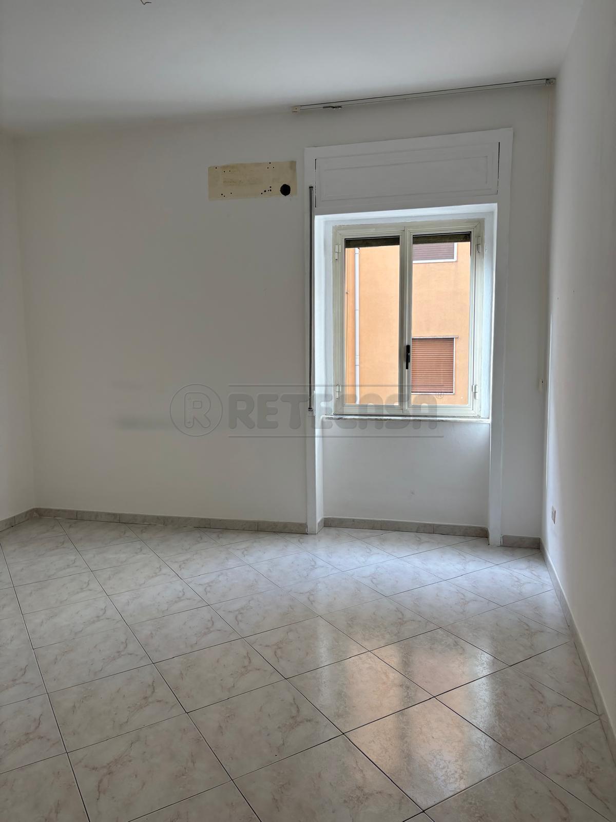 Immagine 7 di Trilocale in vendita  in Via Rocco Cocchia 8 a Salerno