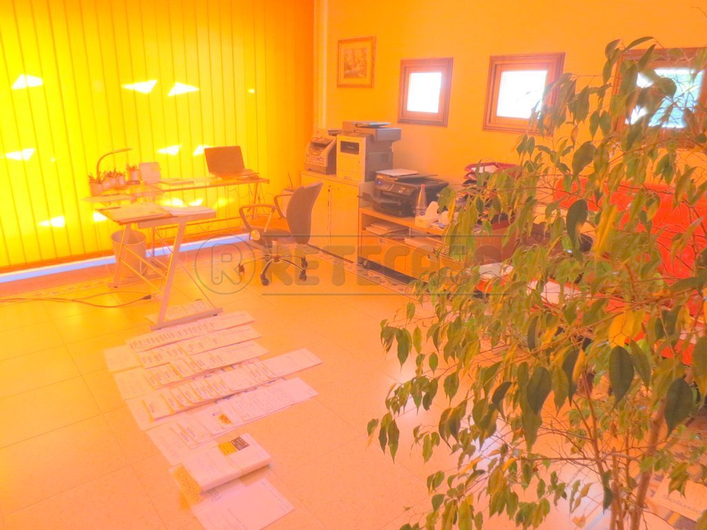 Immagine 13 di Casa bifamiliare in vendita  a Montecchio Maggiore