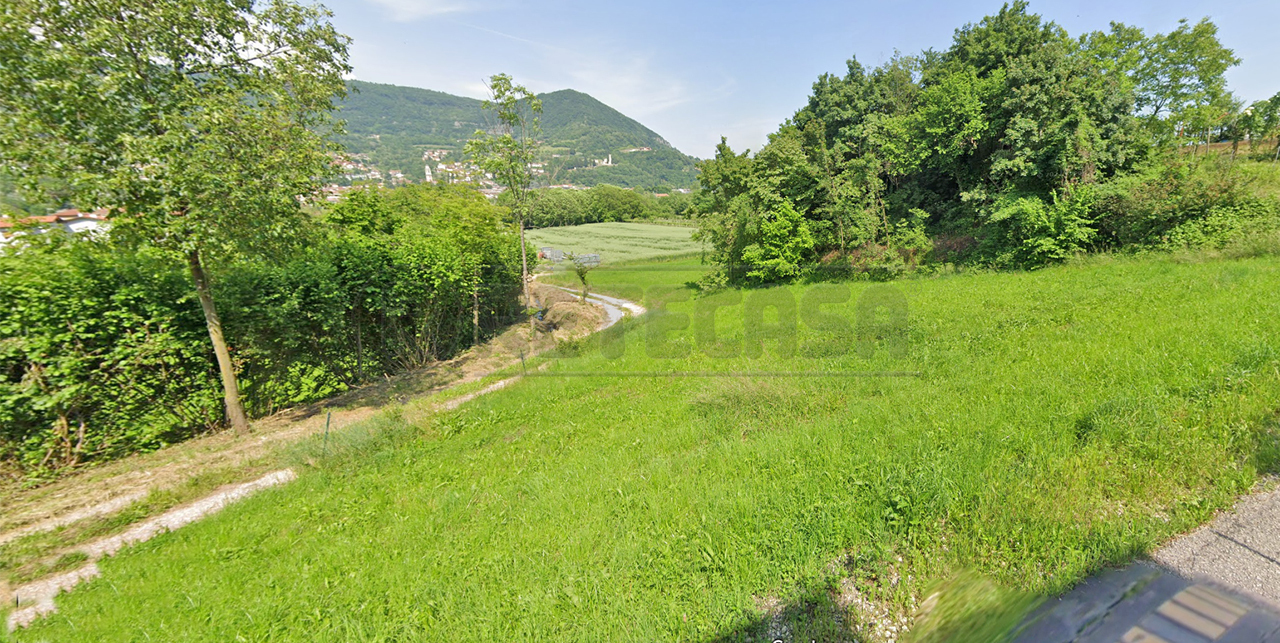 Immagine 1 di Terreno edificabile in vendita  in Via Caecchioli 66 a Cornedo Vicentino