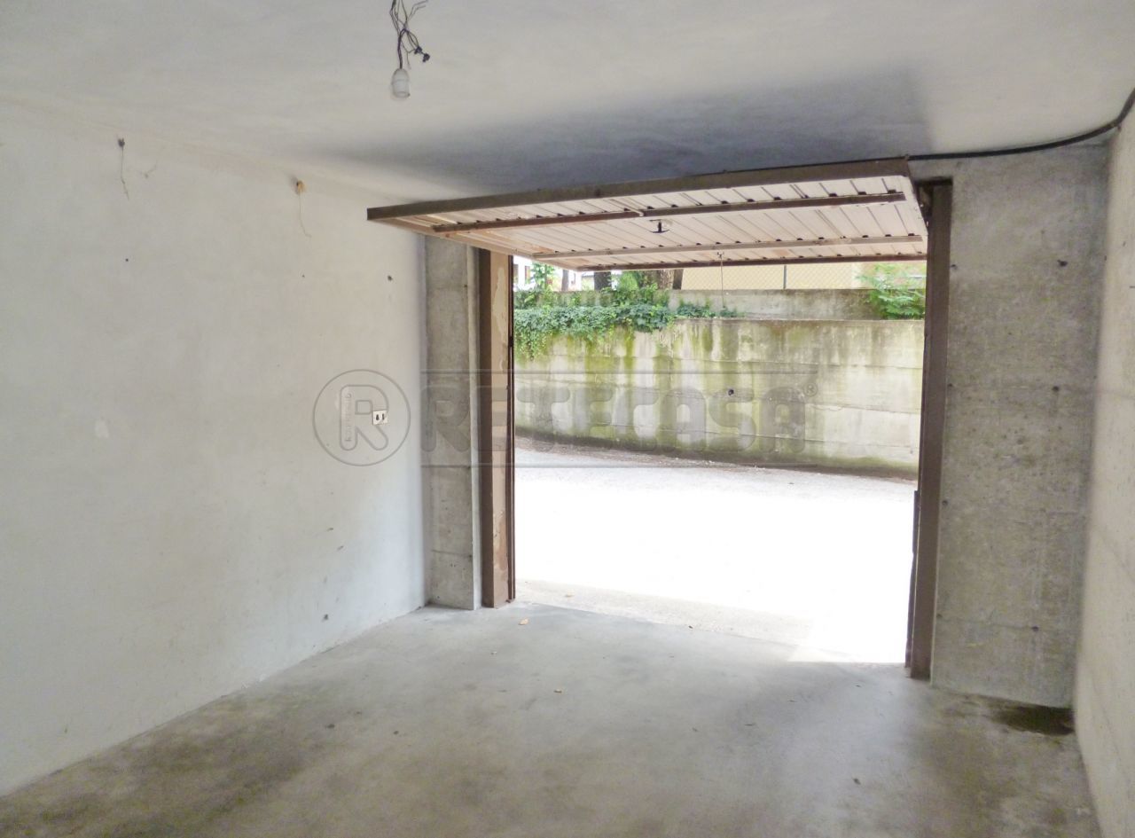 Immagine 15 di Bilocale in vendita  in VIA CEDERLE 1 a Montebello Vicentino