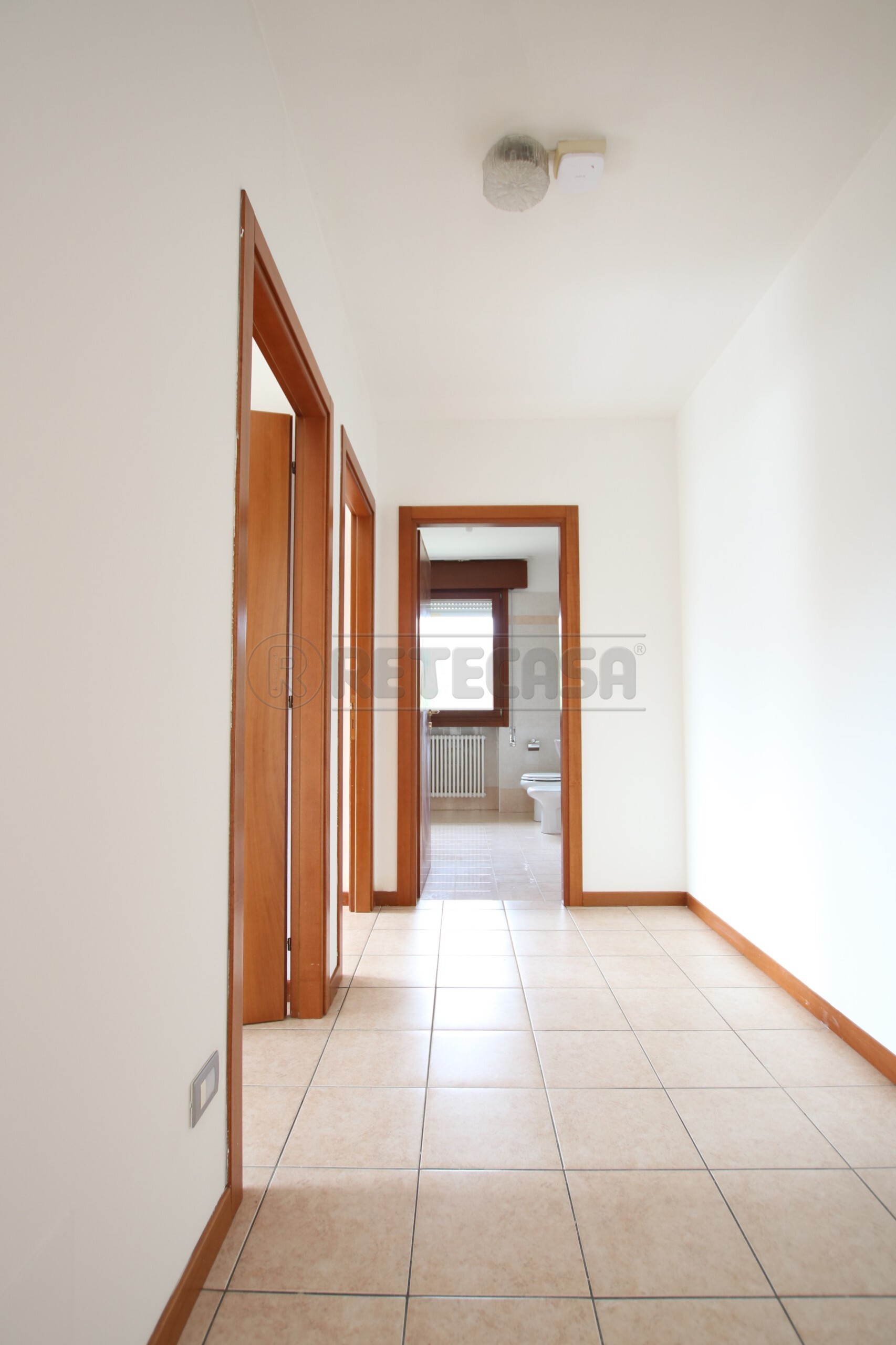 Immagine 8 di Bilocale in vendita  in Via Giovanni Falcone a Barbarano Mossano