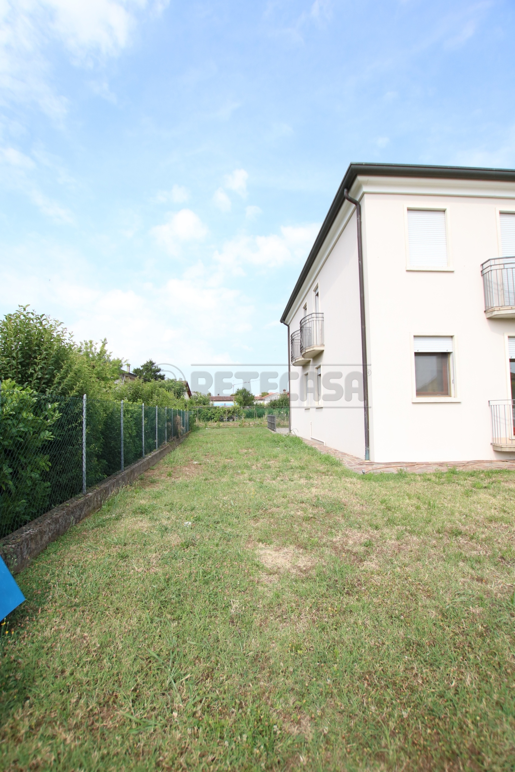 Immagine 24 di Bilocale in vendita  in Via Giovanni Falcone a Barbarano Mossano