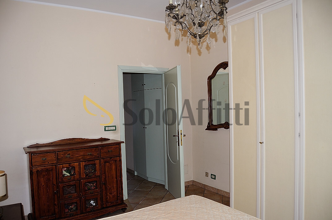 Immagine 22 di Bilocale in affitto  in CORSO TARANTO 208 a Torino