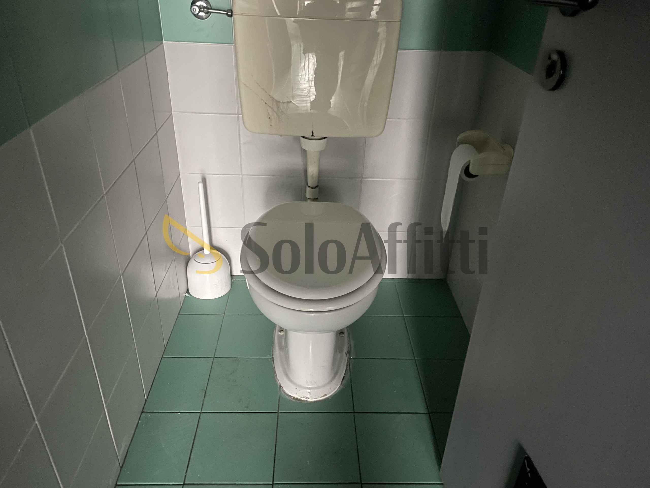 Immagine 48 di Locale commerciale in affitto  in Piazza Baracca 18 a Buscate