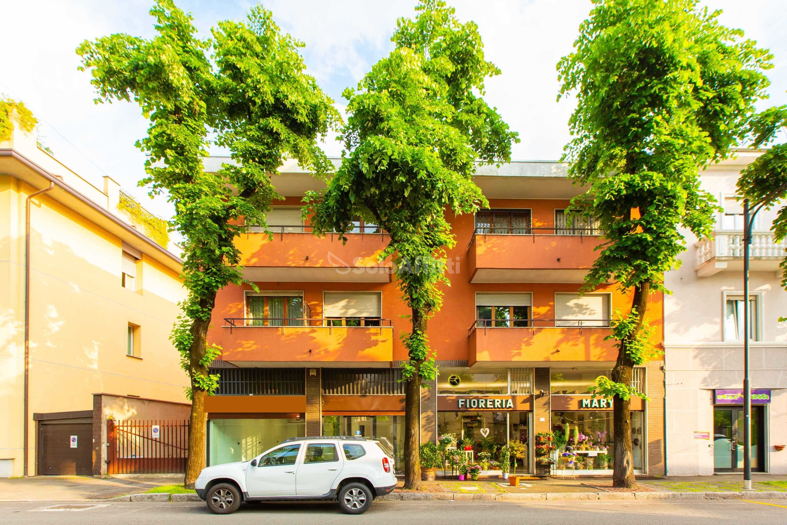 Immagine 63 di Locale commerciale in affitto  in Viale Lombardia 14 a Busto Arsizio