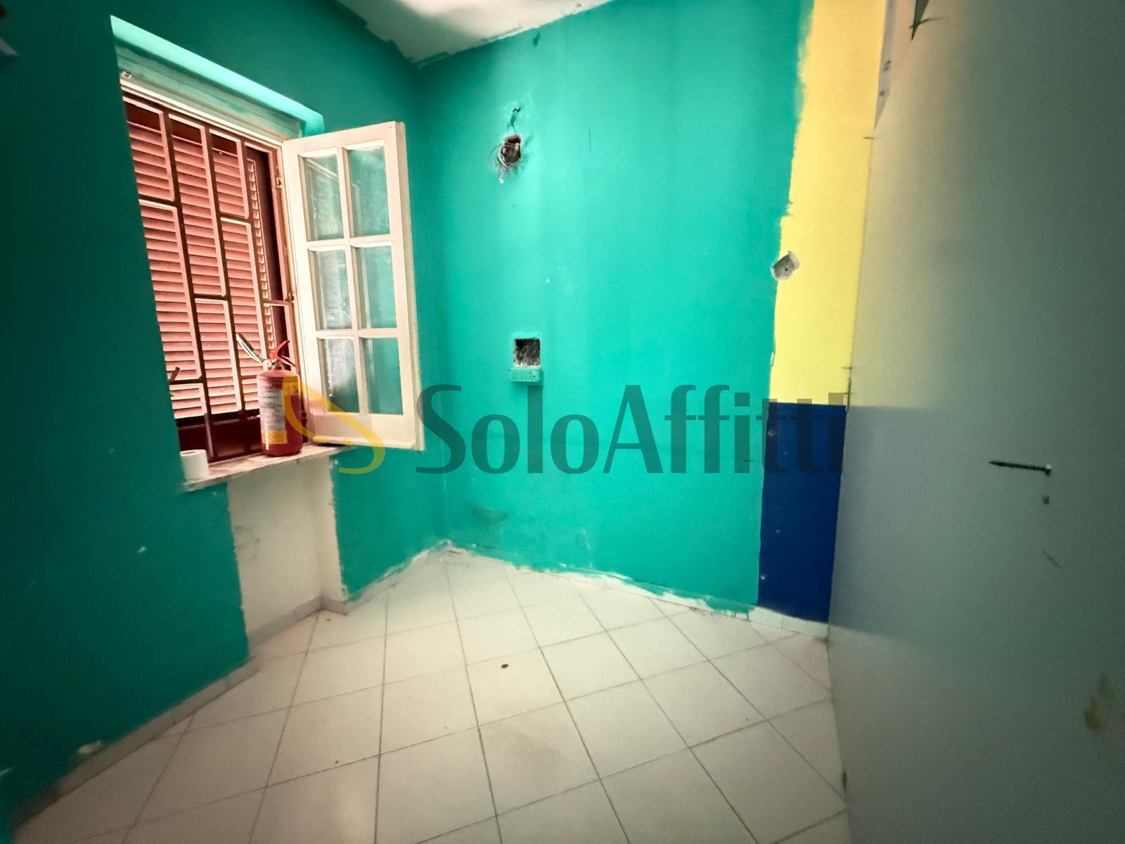 Immagine 8 di Locale commerciale in affitto  in Via John Fitzgerald Kennedy 26 a Caserta