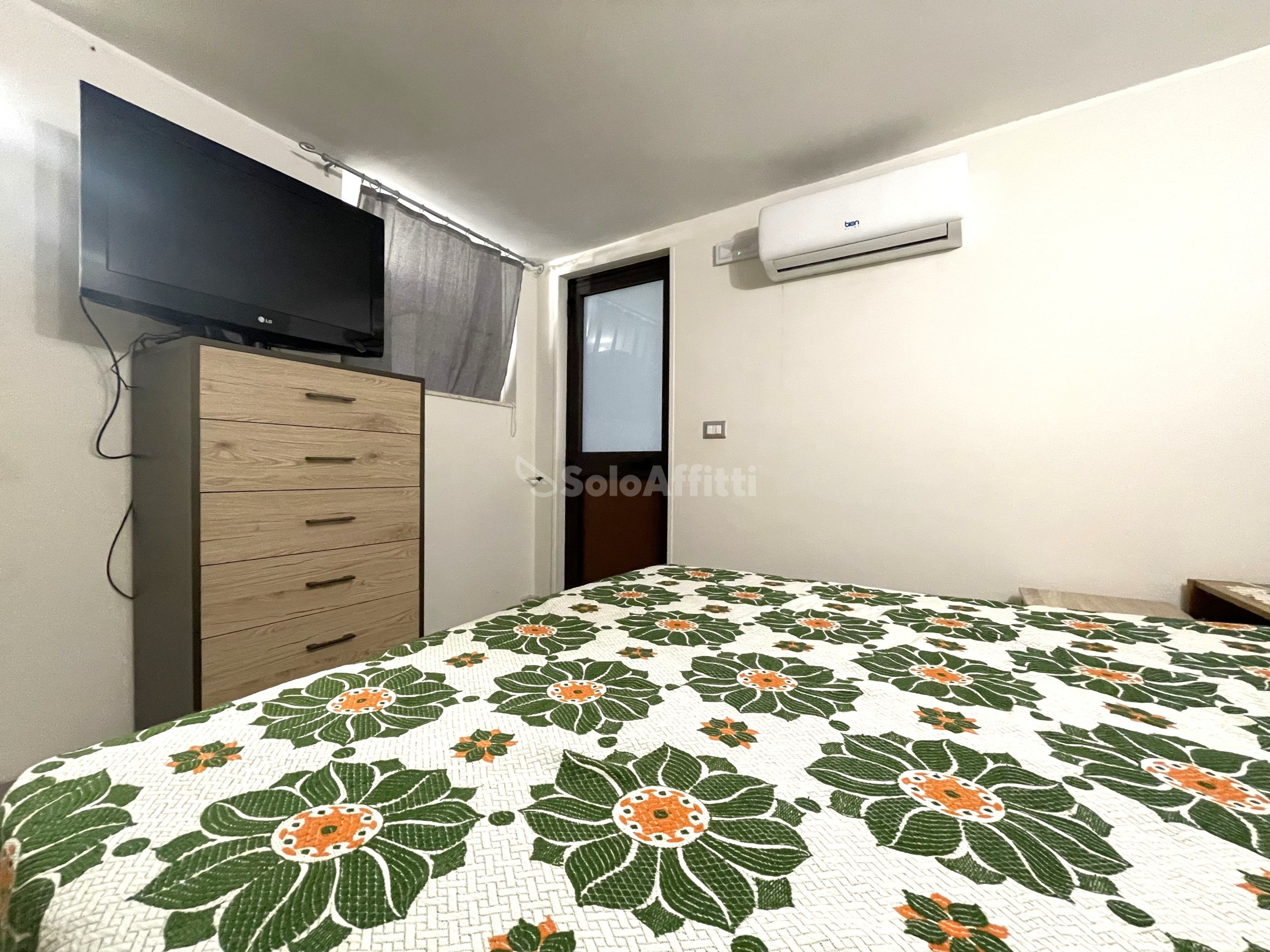 Immagine 7 di Bilocale in affitto  a Catanzaro