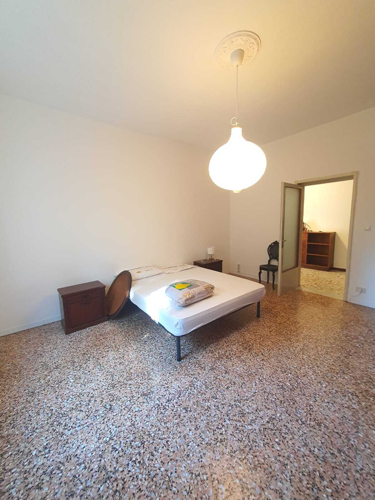 Immagine 10 di Stanza singola in affitto  in Via Marmoladavia marmolada 27 a Parma