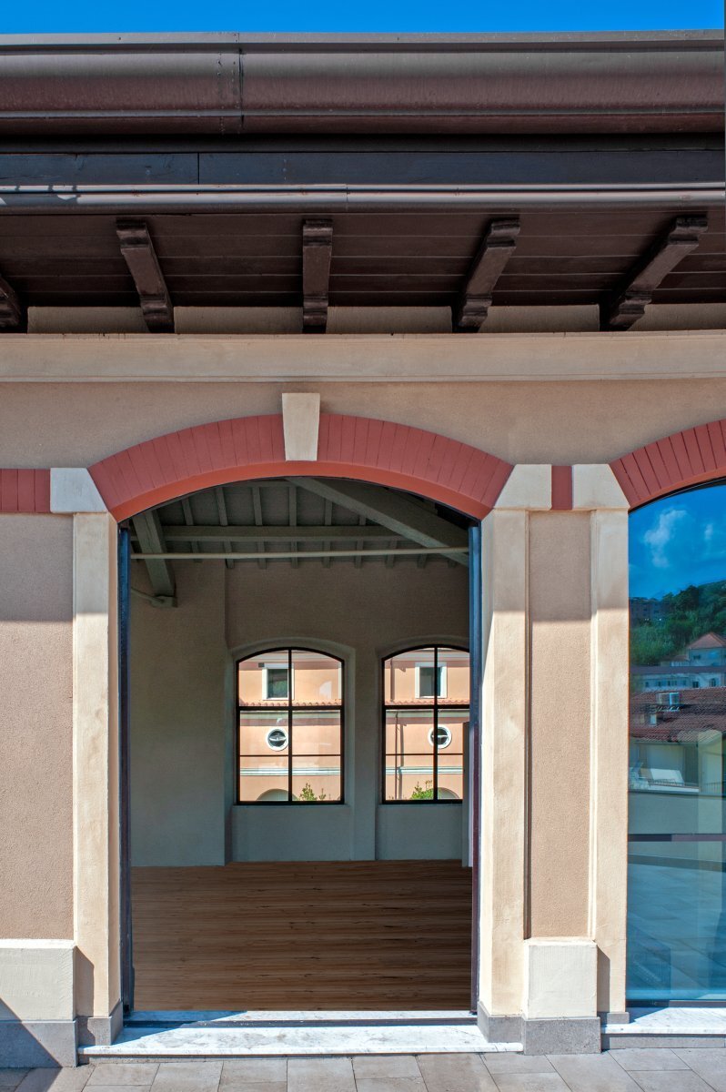 Immagine 9 di Quadrilocale in vendita  a Sarzana