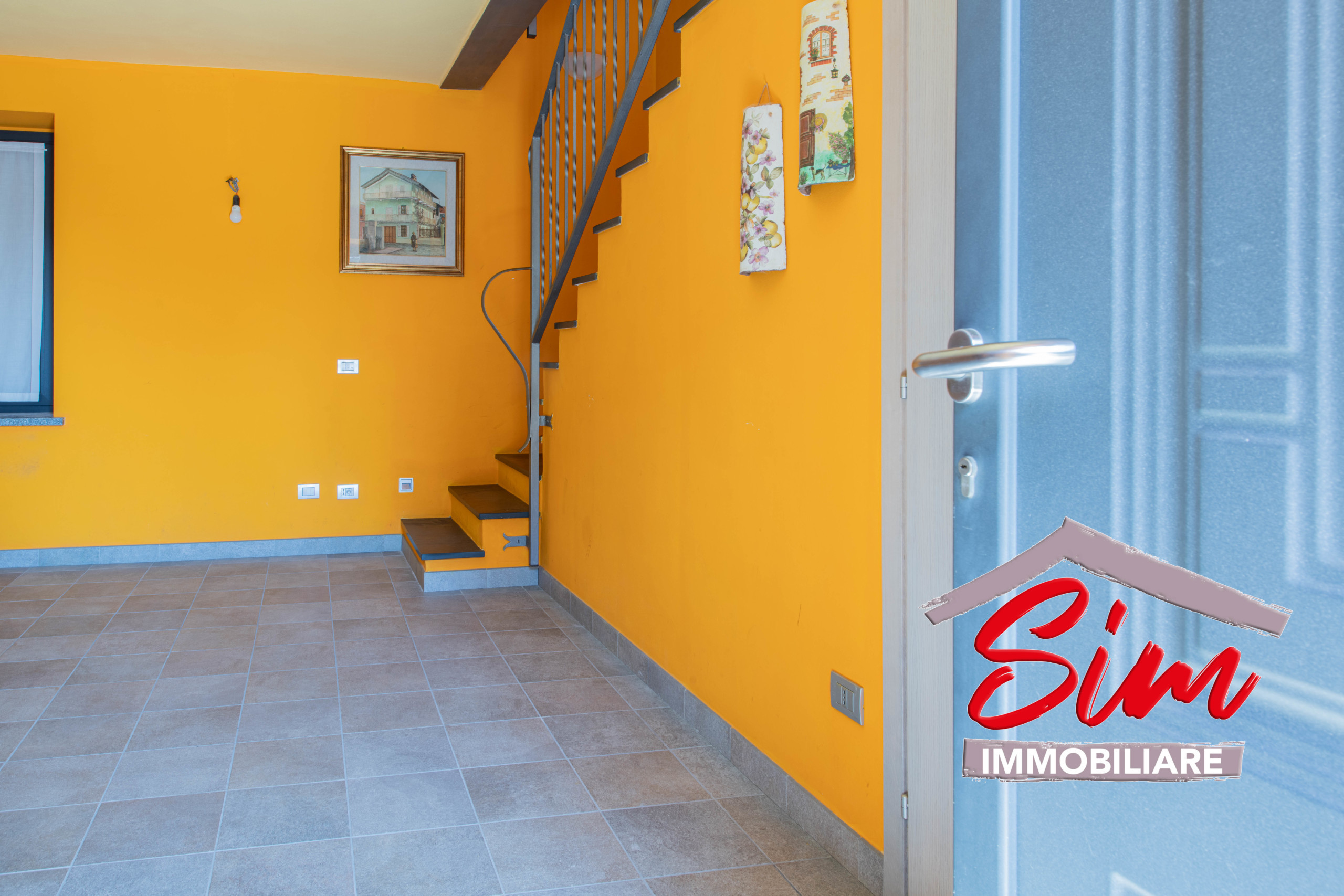 Immagine 4 di Terratetto in vendita  in Piazza Regina Margherita 11 a Mandello Vitta