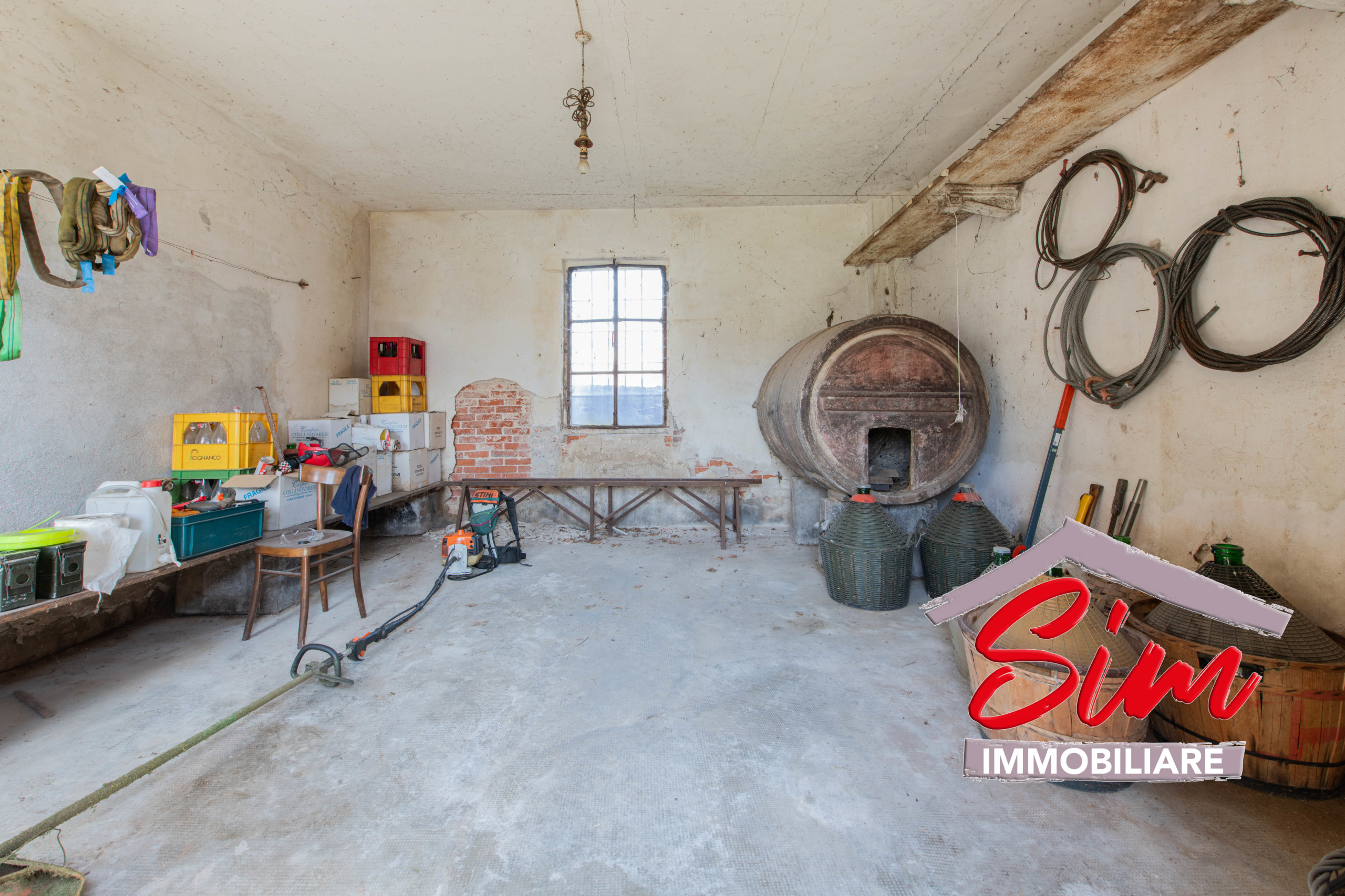 Immagine 7 di Rustico / casale in vendita  in Via Roma sn a Fara Novarese