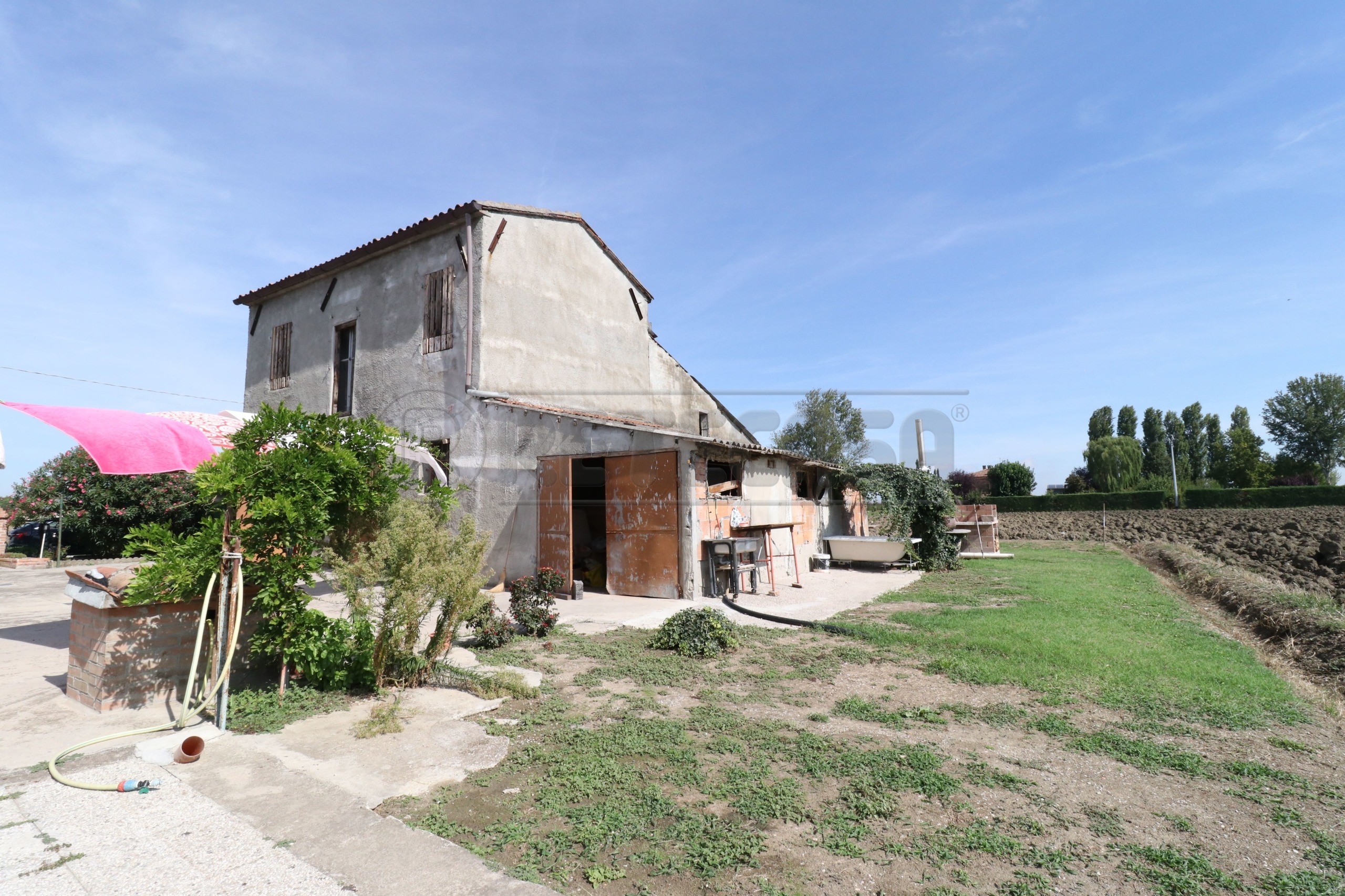 Immagine 5 di Villa in vendita  in Via Comunale 202 a Bondeno