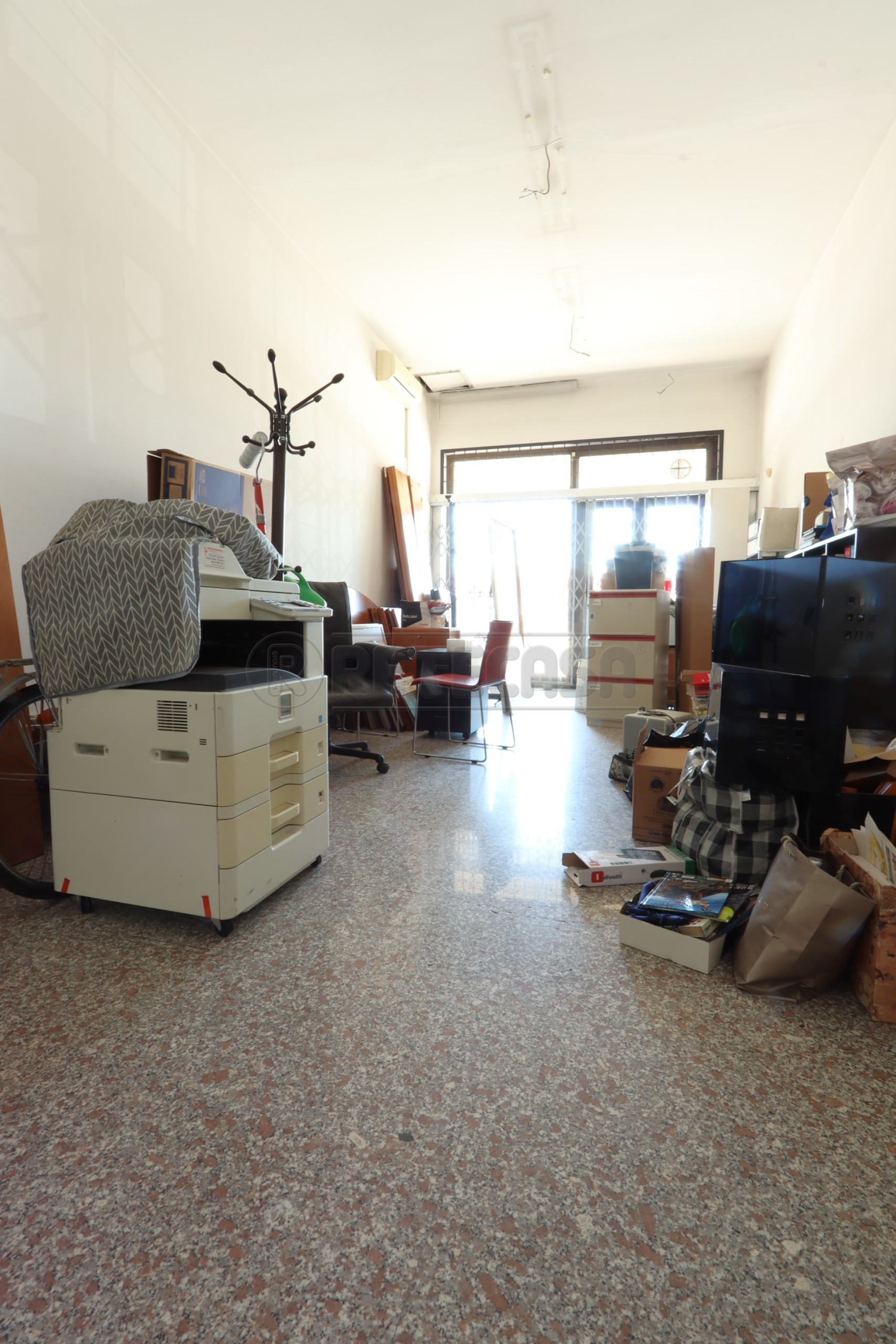 Immagine 25 di Locale commerciale in vendita  in Viale Giuseppe Verdi 32 a Vicenza