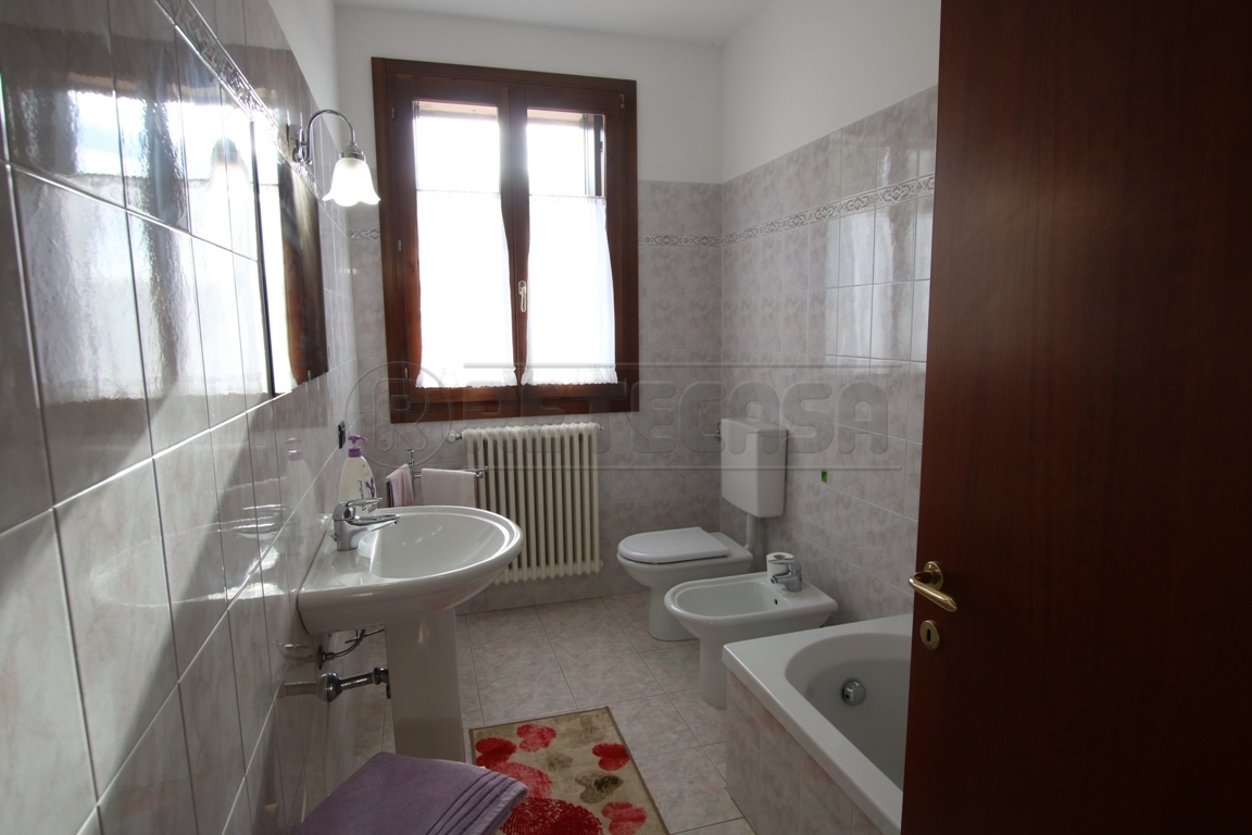 Immagine 14 di Casa semindipendente in affitto  in Via San Rocco a Arcugnano